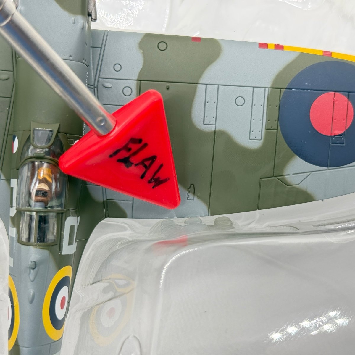 Hobby Master HA7806 1:48 Supermarine Spitfire Mk II RAF No.312 Czech Sqn DU-R Garfield Weston IV Adolf Vybiral 1941 - Hobby Master
