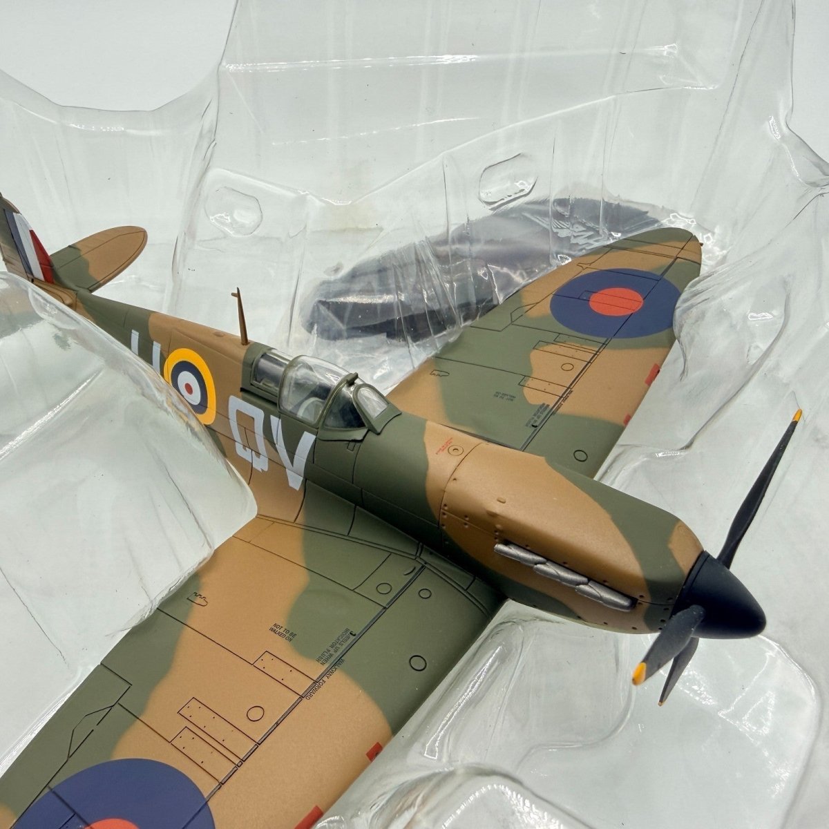 Hobby Master HA7810 1:48 Spitfire Mk.Ia X4179/QV - H, Flt Sgt G Unwin, 19 Sqn - Hobby Master