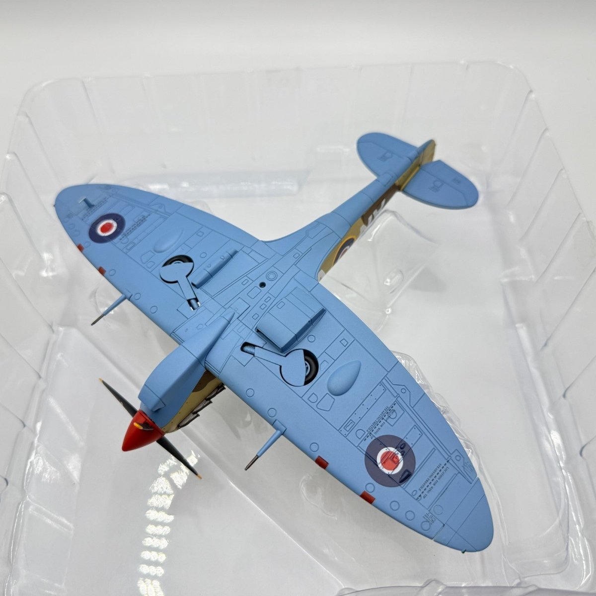 Hobby Master HA7851 1:48 Spitfire VB Tropical BR487/AN - V Tunisia 1943 Diecast - Hobby Master