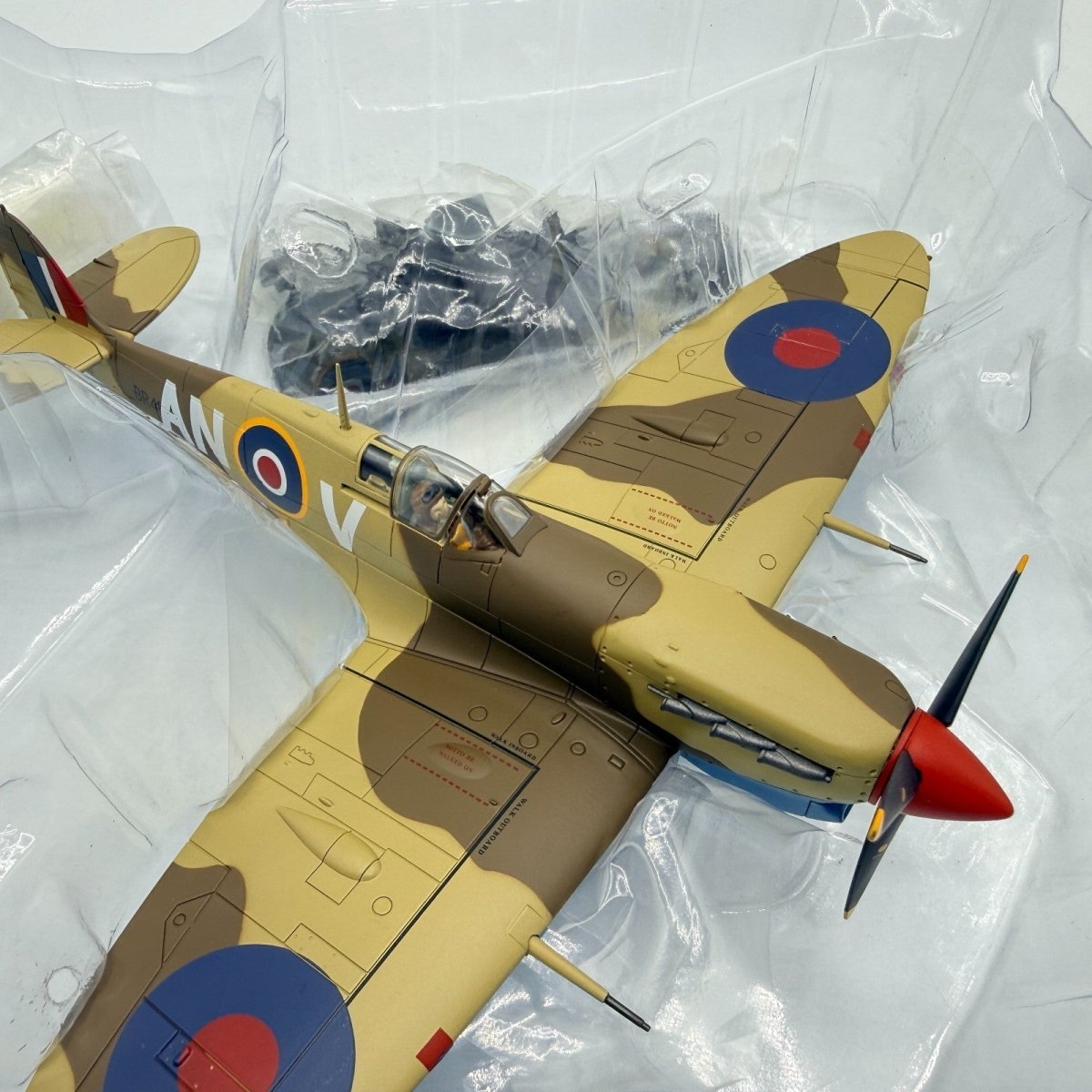 Hobby Master HA7851 1:48 Spitfire VB Tropical BR487/AN - V Tunisia 1943 Diecast - Hobby Master