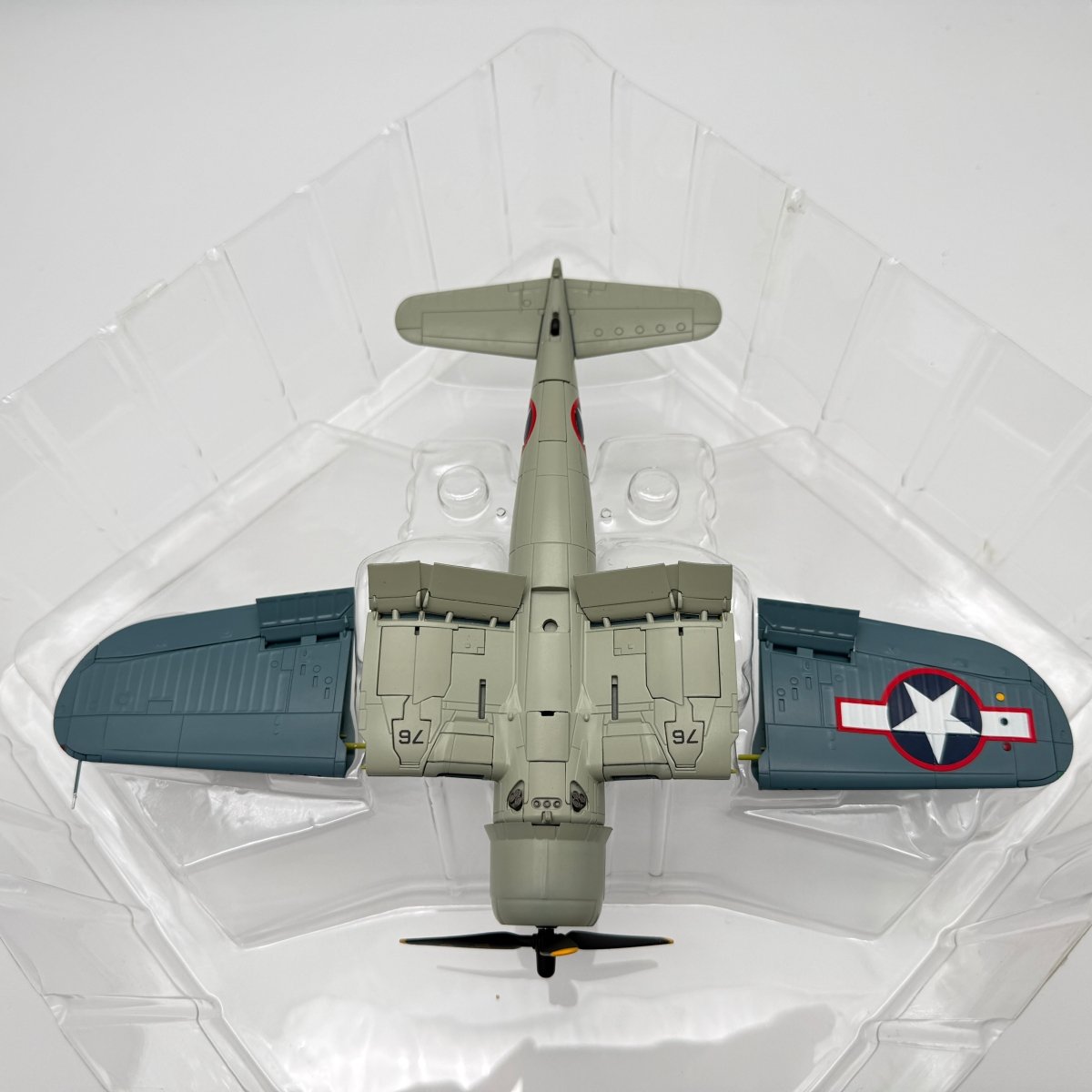 Hobby Master HA8211 1:48 Vought F4U Corsair USMC VMF - 215 Spirit of 76 - Hobby Master