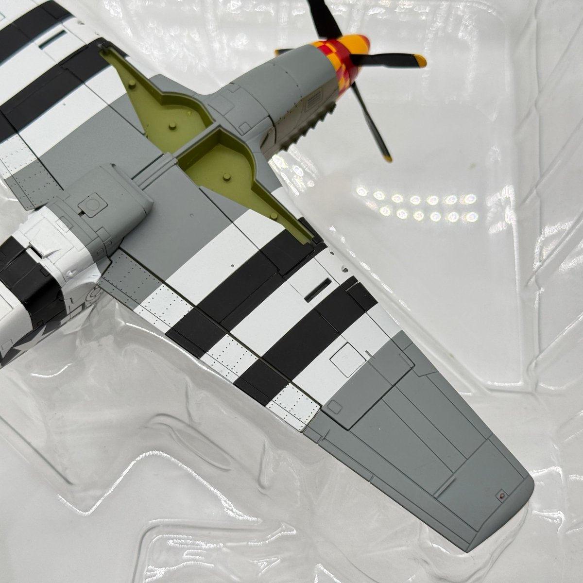 Hobby Master HA8503B 1:48 P-51B Mustang USAAF 357th FG Old Crow Bud Anderson - Hobby Master