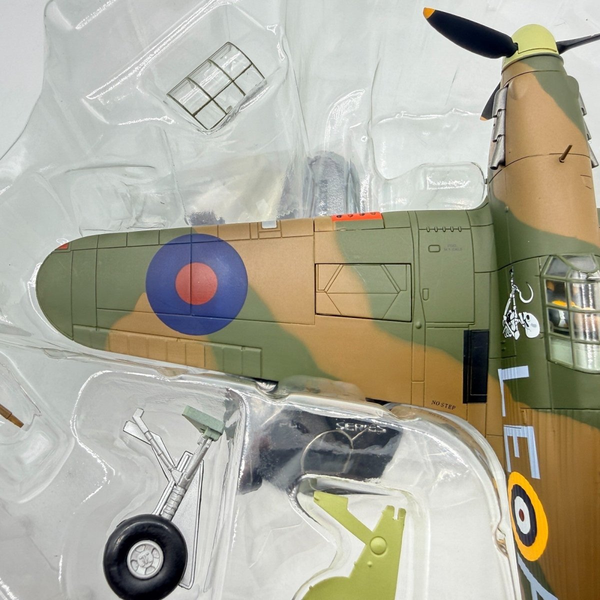 Hobby Master HA8602 1:48 Hurricane Mk.I, RAF Flying Officer McKnight, 242 Sqn - Hobby Master