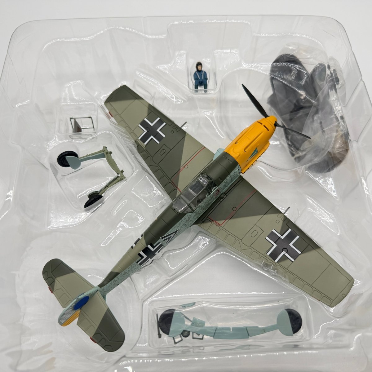 Hobby Master HA8711 1:48 Messerschmitt Bf 109E Helmut Wick BoB 1940 - Hobby Master
