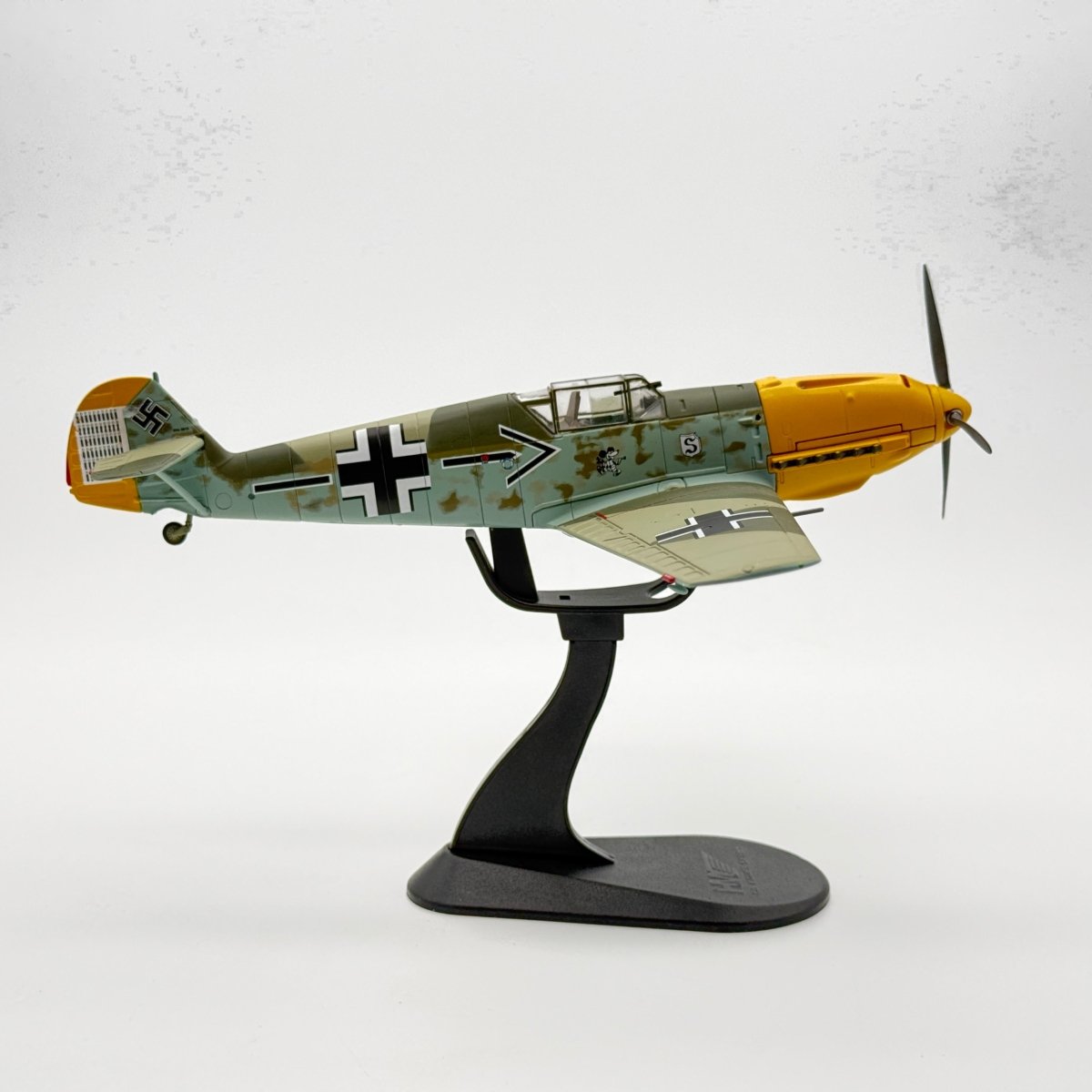 Hobby Master HA8715 1:48 Bf 109E-4 W.Nr.5819 Adolf Galland JG 26 France Dec 1940 - Hobby Master
