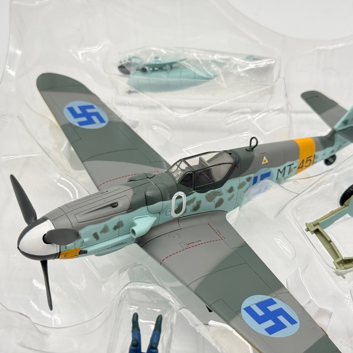 Hobby Master HA8753 1:48 Messerschmitt Bf 109G MT - 451 Juutilainen Finland 1944 - Hobby Master