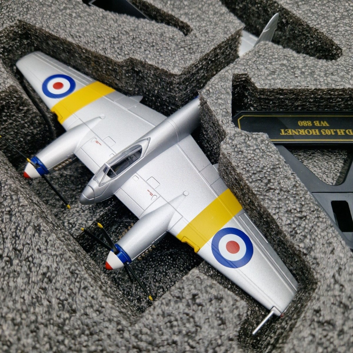 Oxford Aviation 1/72 De Havilland D.H.103 Hornet F.3 RAF Training Squad 72HOR001 - Oxford Aviation