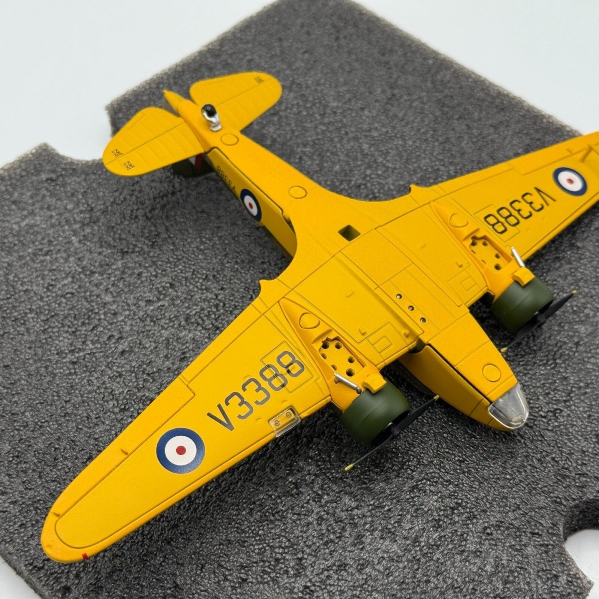 Oxford Diecast 1:72 Airspeed Oxford AS.10 V3388/G - AHTW, Model 72AO003 - Oxford Diecast