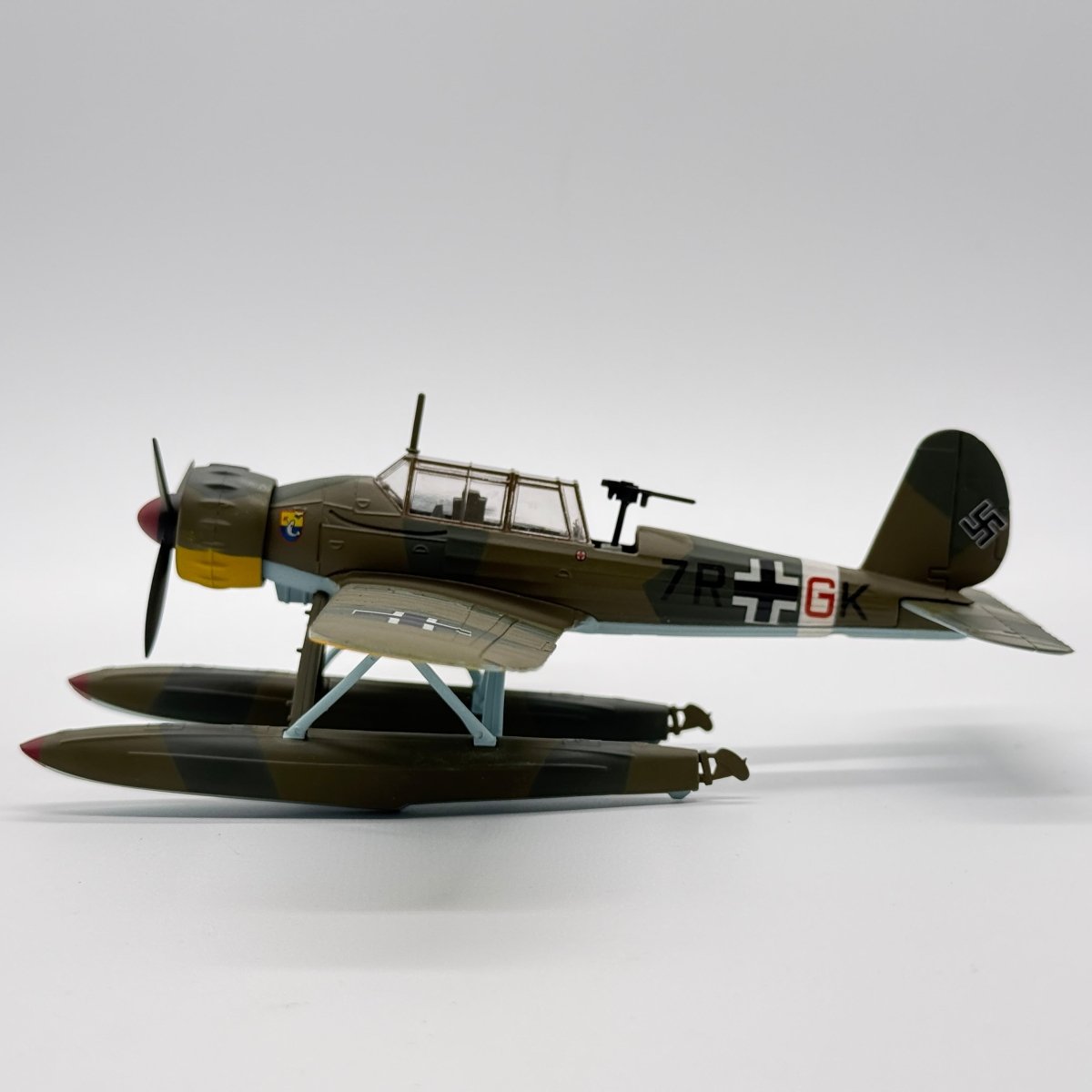 Oxford Diecast AC027 1:72 Arado Ar 196A-3 Kriegsmarine 2./SAGr.125 7R+GK - Oxford Aviation