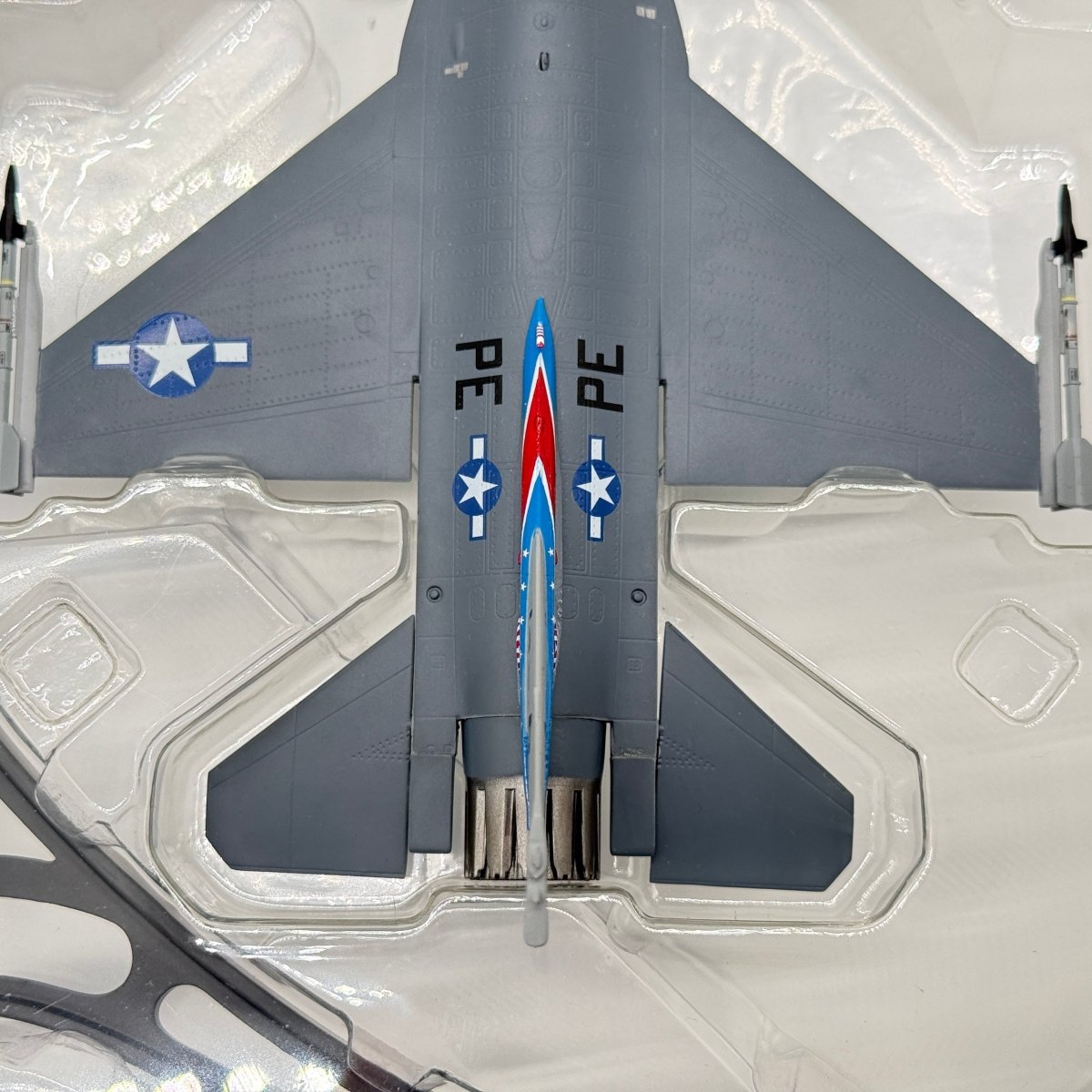 Witty Wings WTW - 72 - 010 - 003 1:72 F - 16C Fighting Falcon USAF Cripes A' Mighty - Sky Guardians