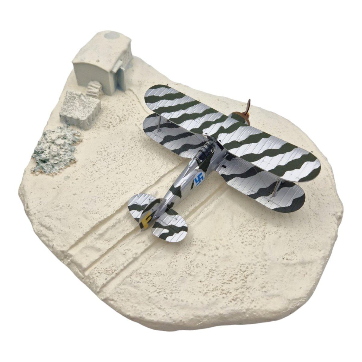 Corgi Aviation Archive 1:72 J - 8A Gladiator With Skis & Diorama Royal Swedish Air Force AA36204 - Corgi