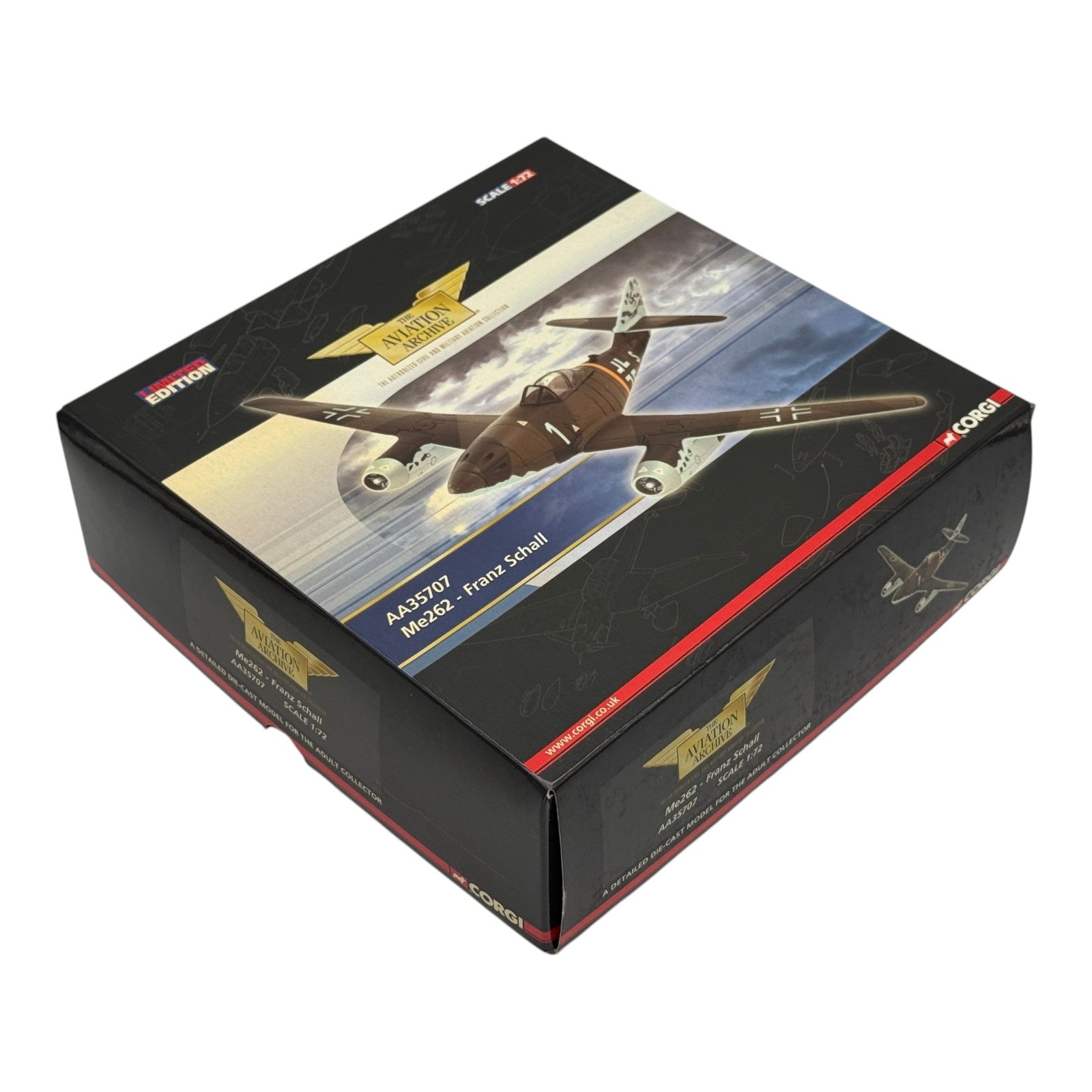 Corgi AA35707 1:72 Messerschmitt Me 262A Luftwaffe Kommando Nowotny White 1