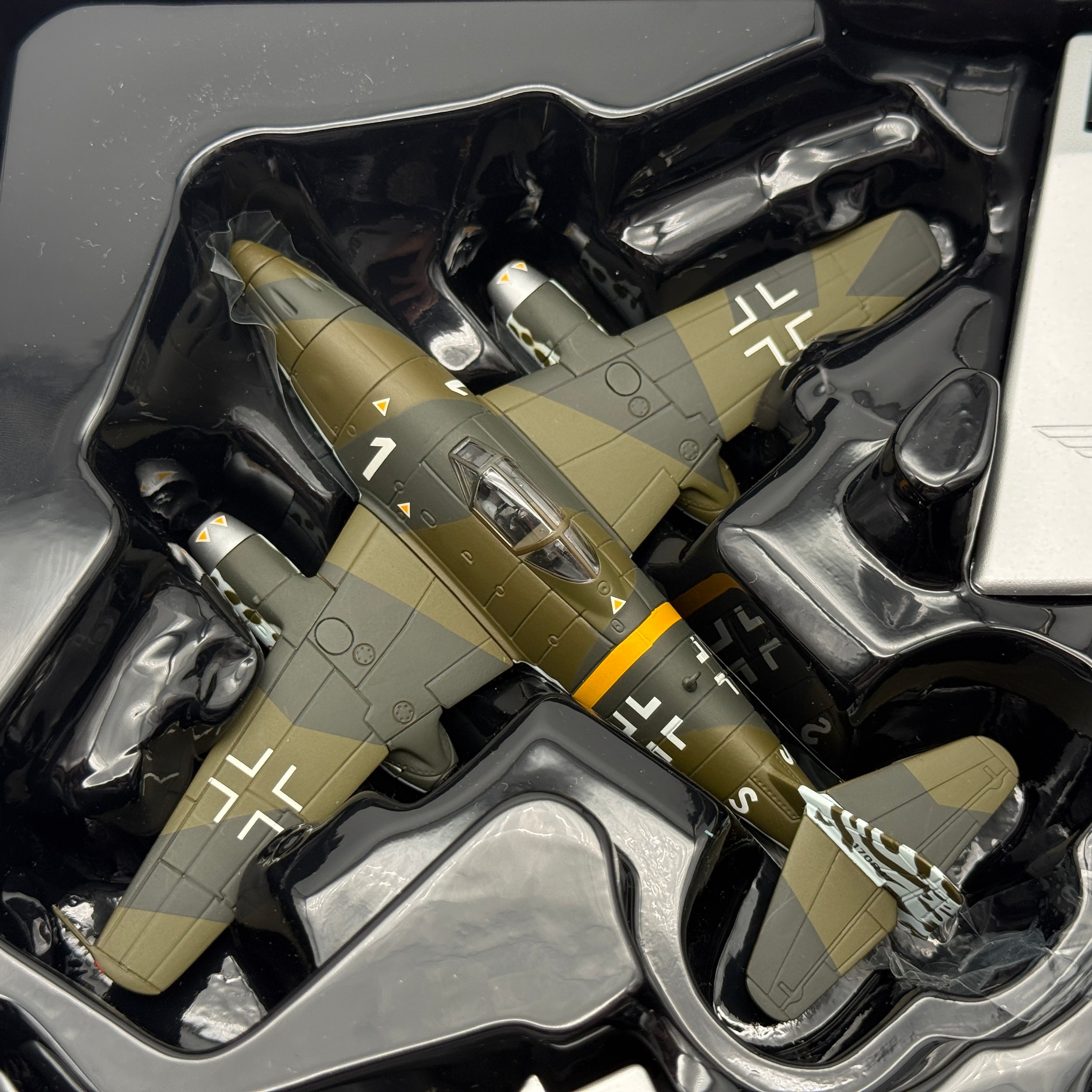 Corgi AA35707 1:72 Messerschmitt Me 262A Luftwaffe Kommando Nowotny White 1
