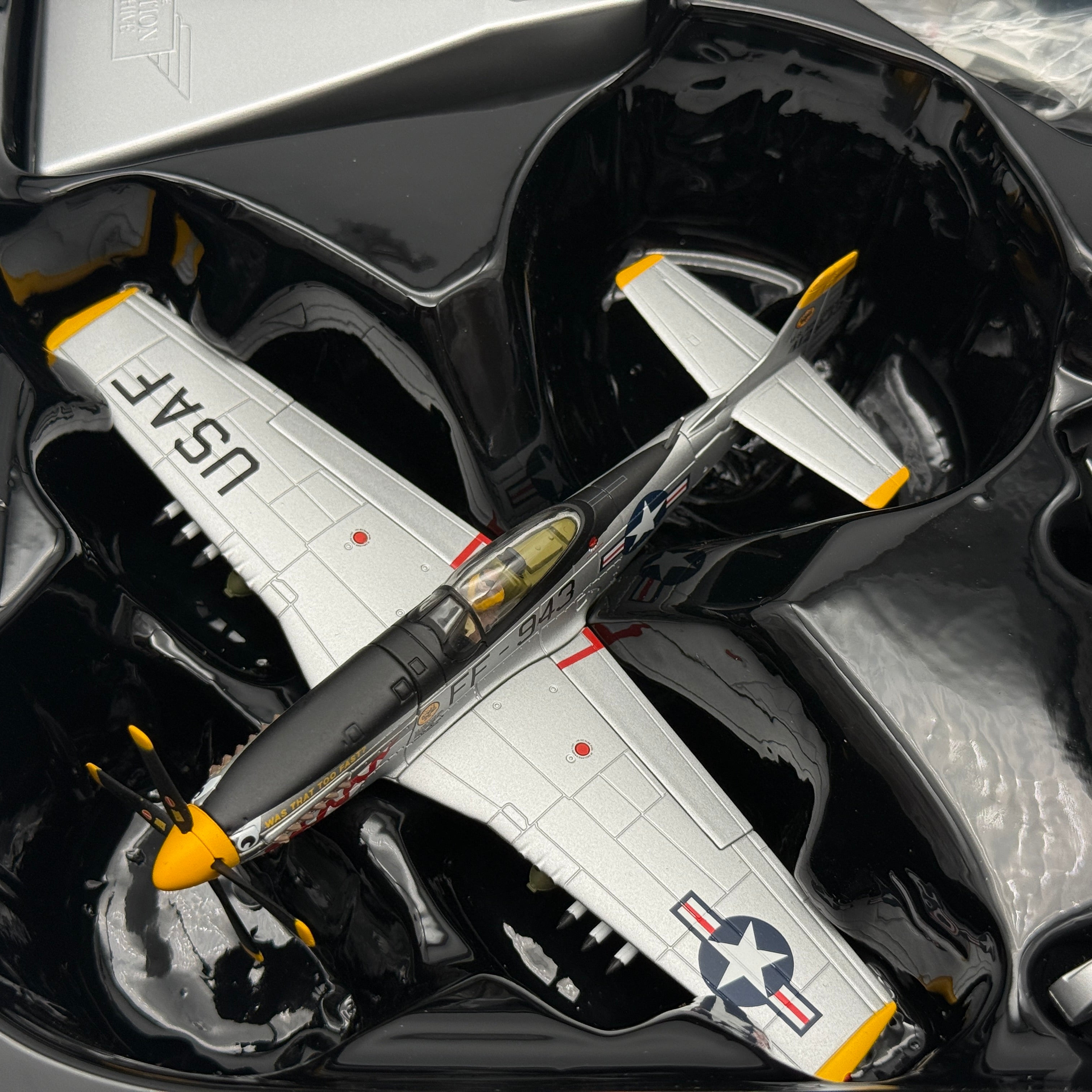 Corgi AA27702 1:72 F-51D Mustang USAF 18th FBG 'Was that too fast?' 1951