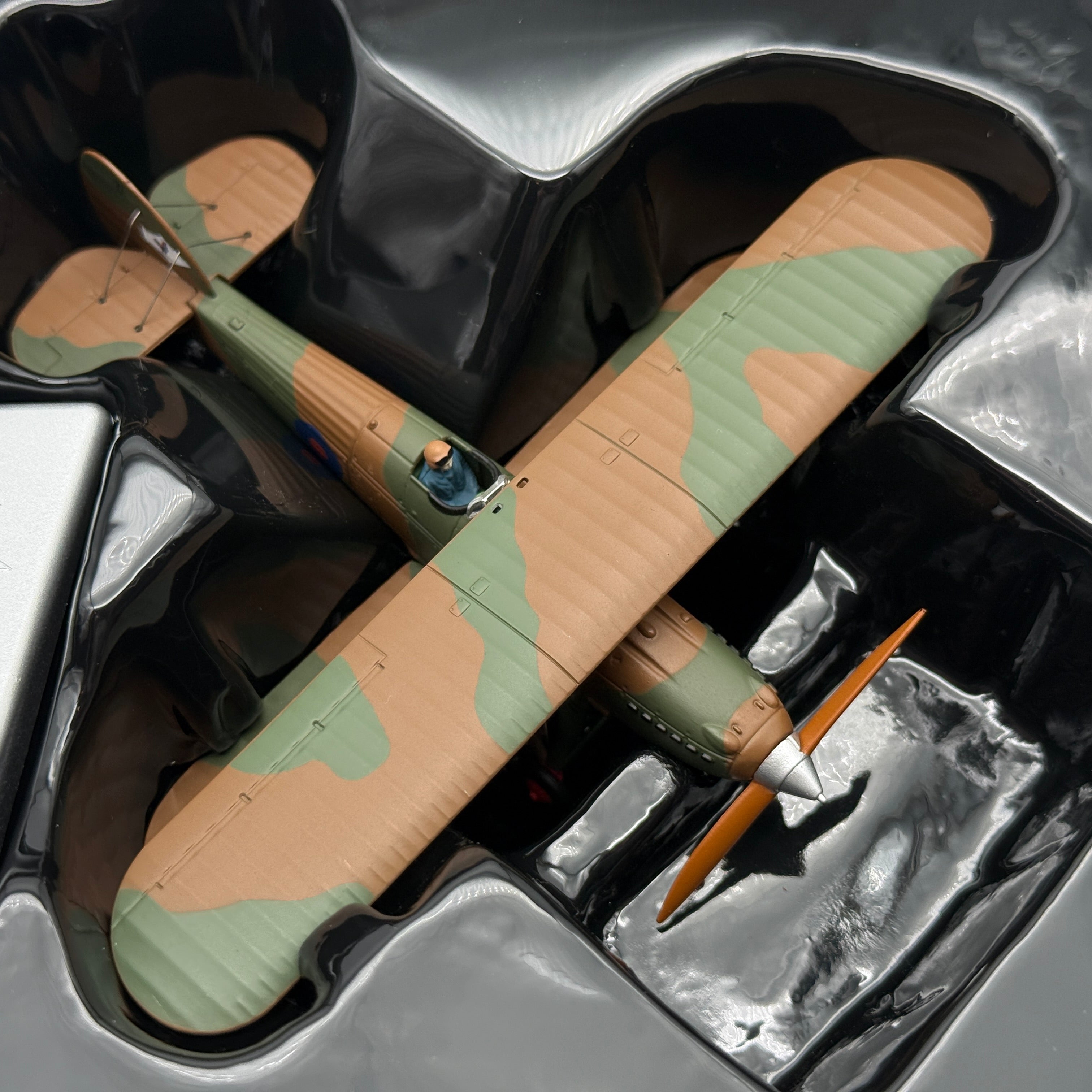 Corgi AA27302 1:72 Hawker Fury Mk I RAF No.43 Sqn Munich Crisis 1938