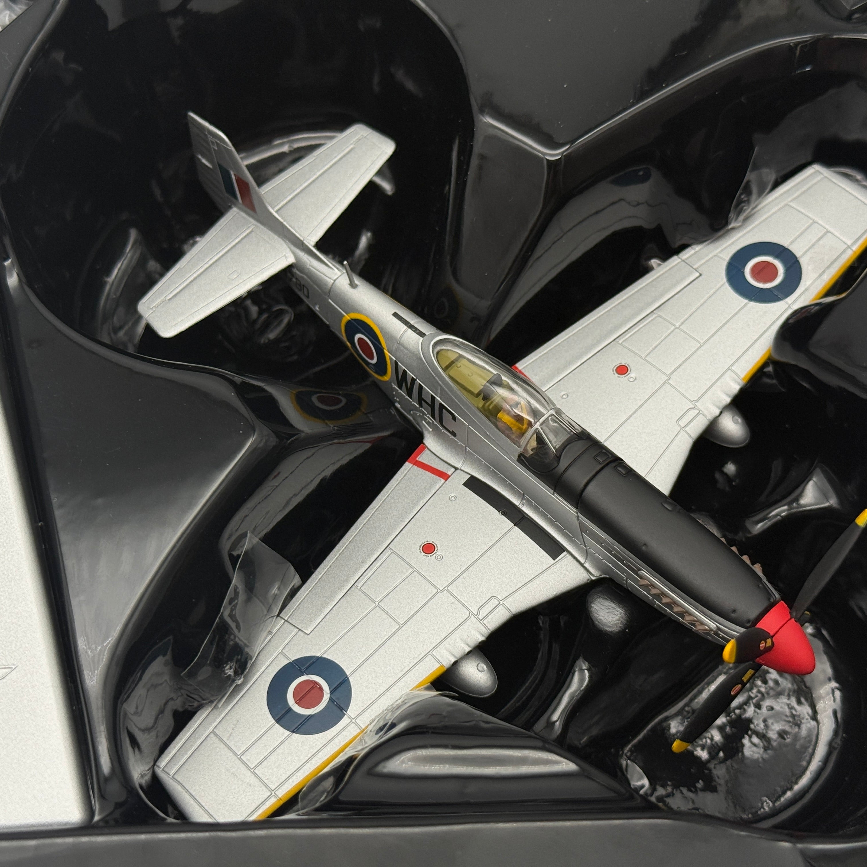 Corgi AA27703 1:72 Mustang Mk IV RAF No.150 Wing Werner Christie 1945