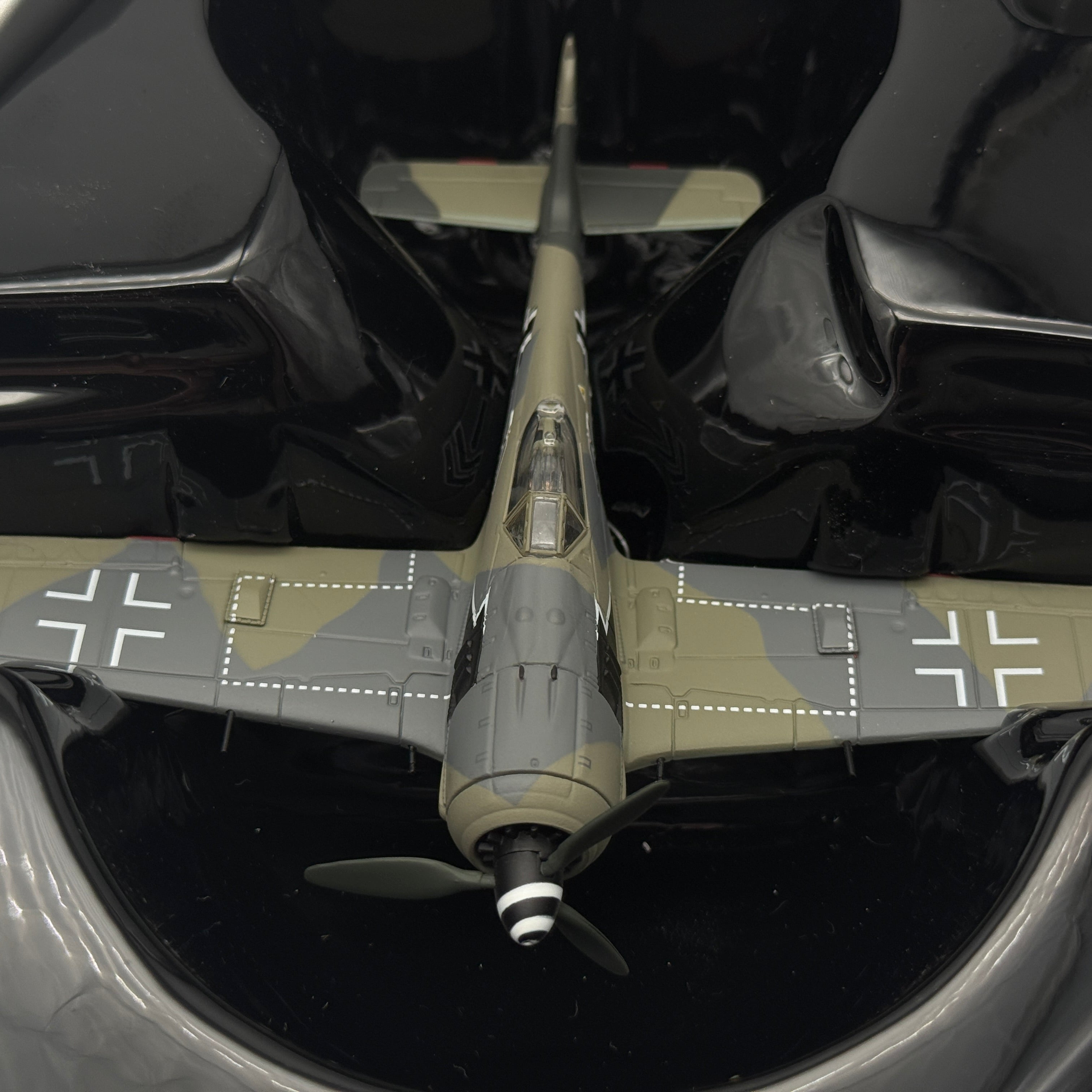 Corgi AA34315 1:72 Focke-Wulf Fw 190A Luftwaffe JG 2 Kurt Buhligen France 1944