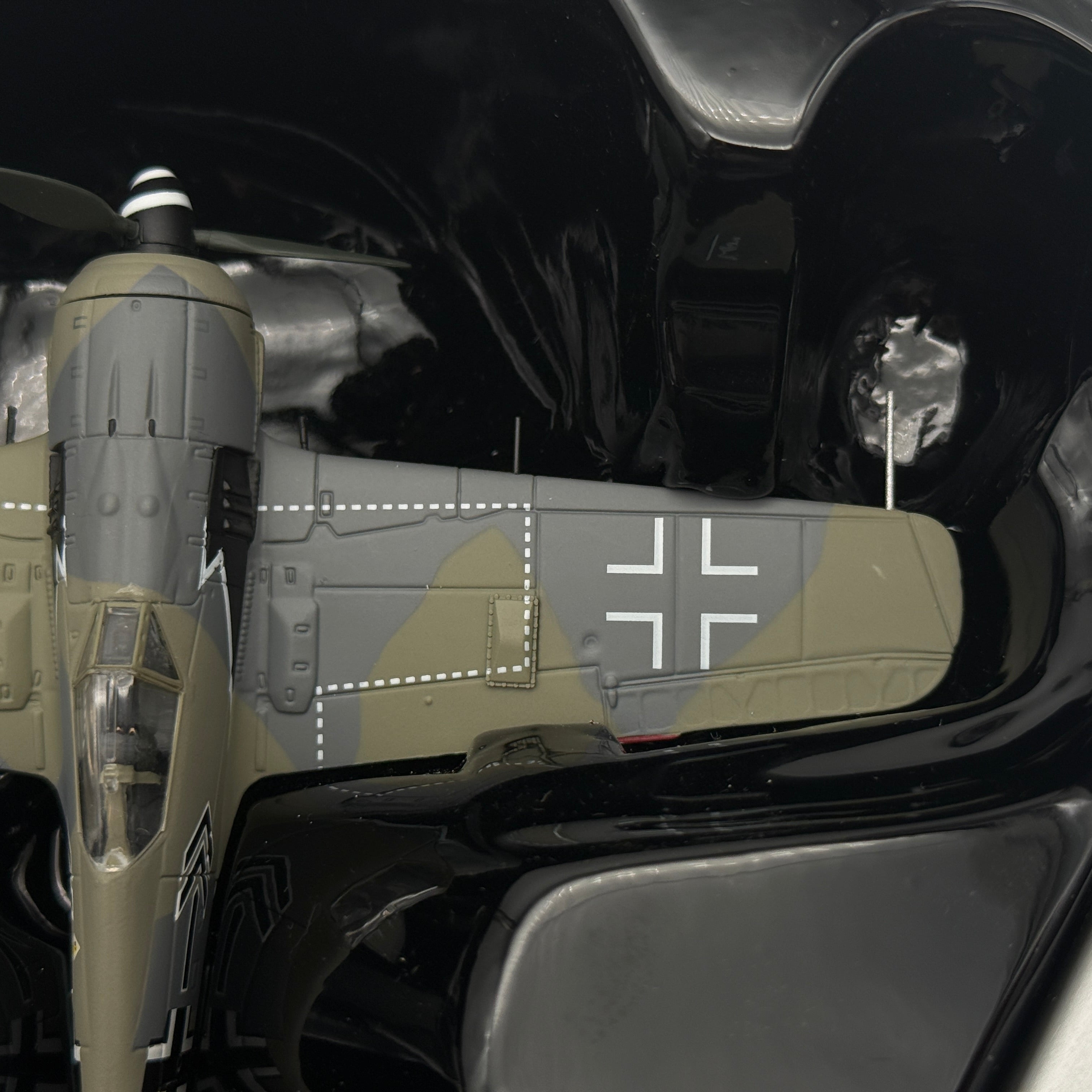 Corgi AA34315 1:72 Focke-Wulf Fw 190A Luftwaffe JG 2 Kurt Buhligen France 1944