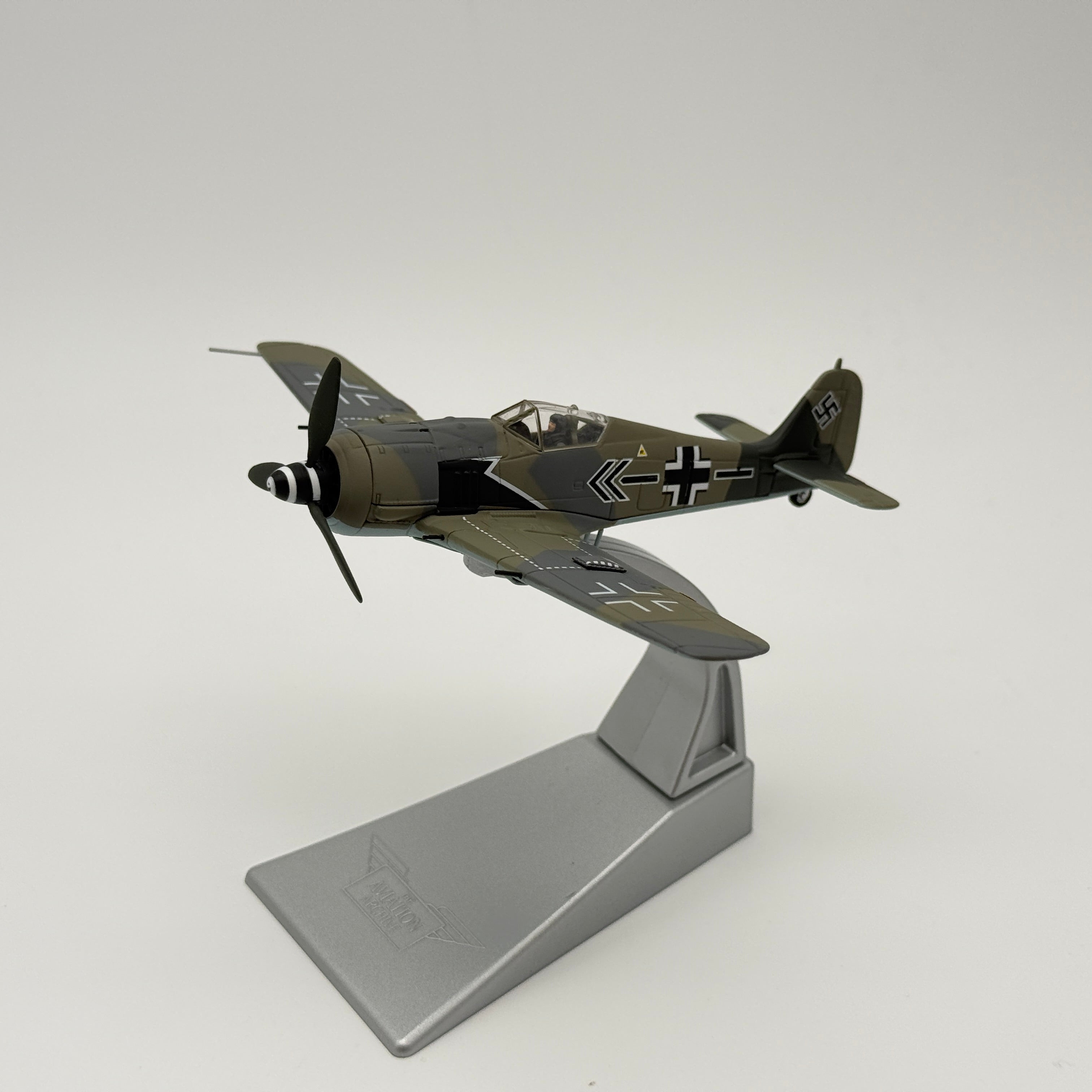 Corgi AA34315 1:72 Focke-Wulf Fw 190A Luftwaffe JG 2 Kurt Buhligen France 1944