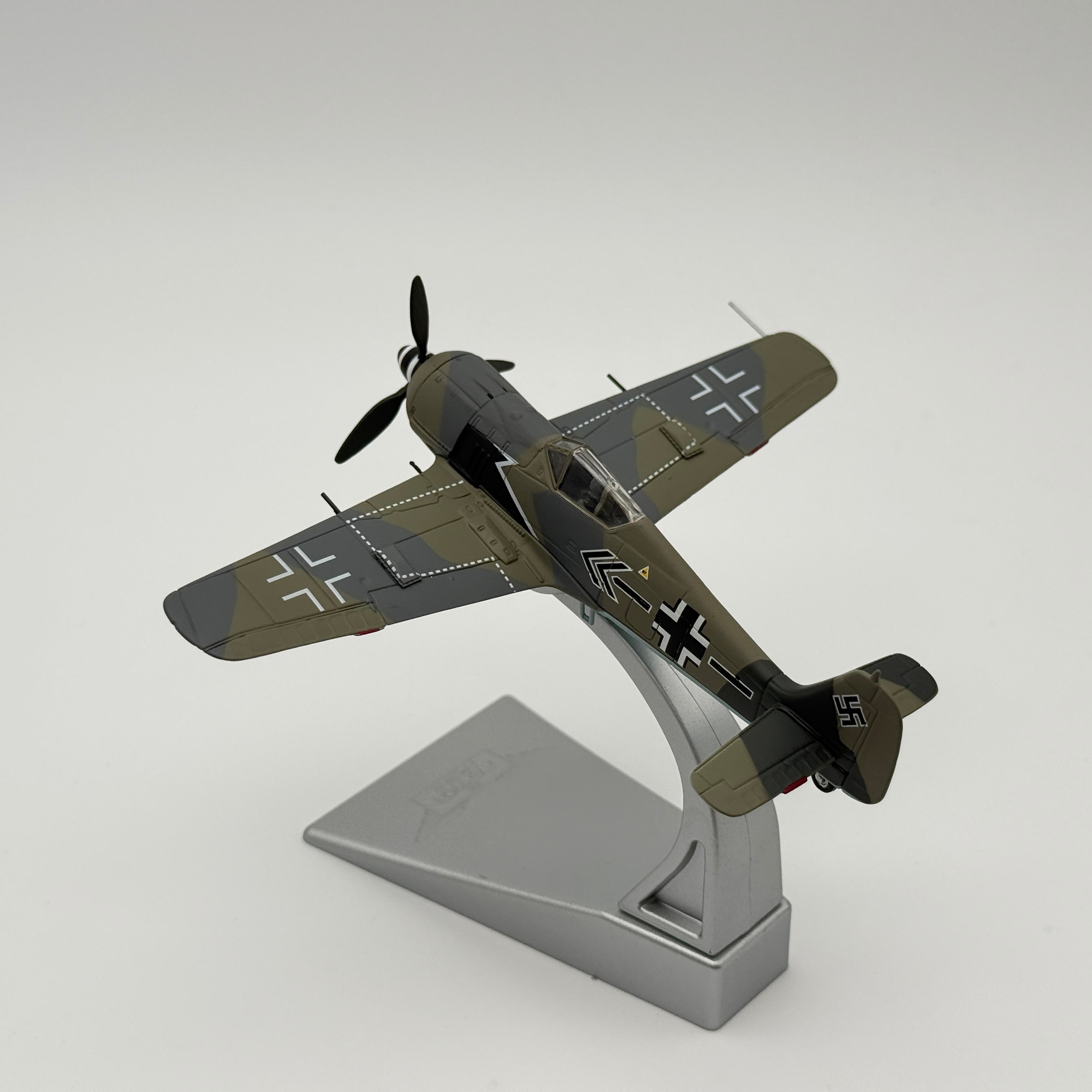 Corgi AA34315 1:72 Focke-Wulf Fw 190A Luftwaffe JG 2 Kurt Buhligen France 1944