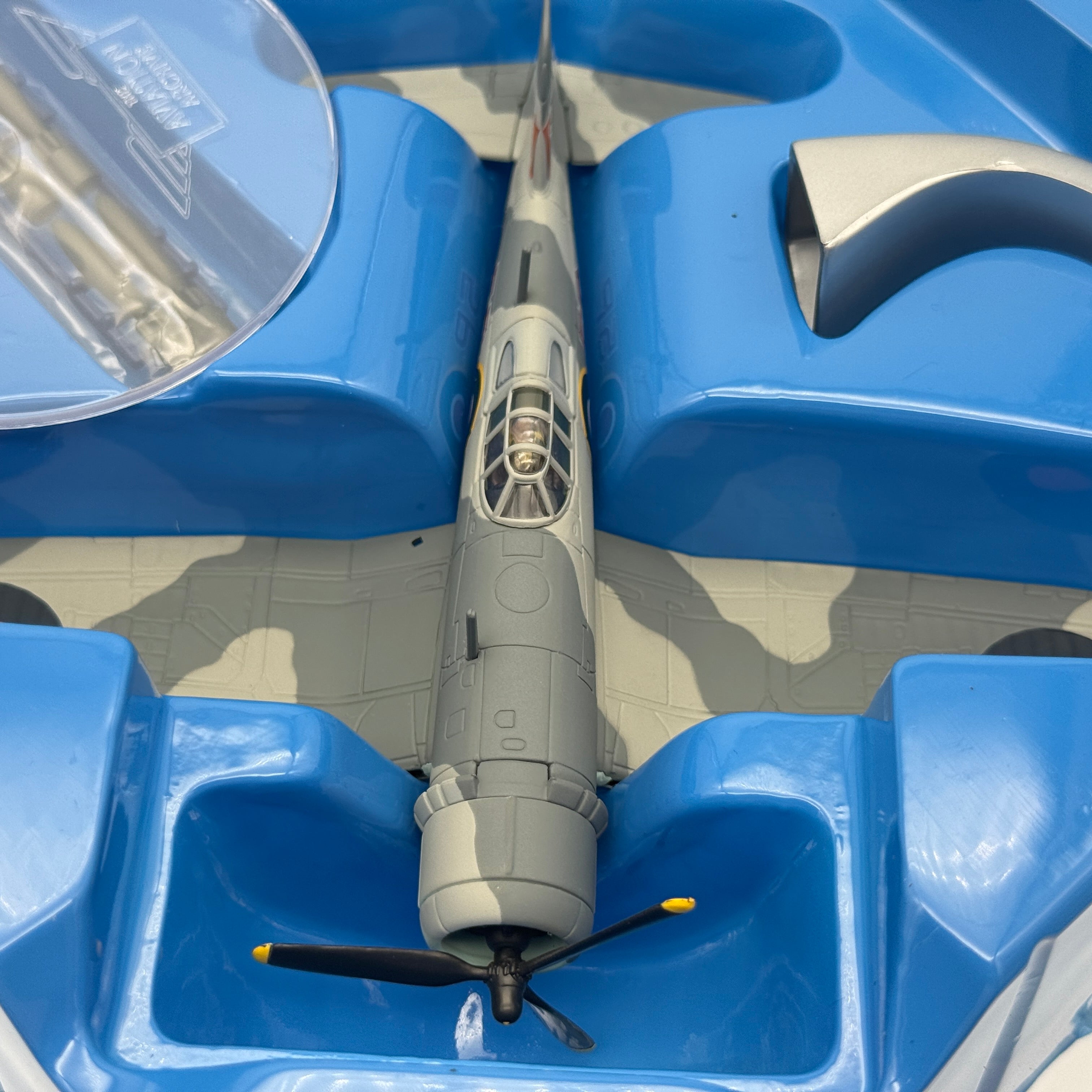 Corgi AA33003 1:72 Vought F4U Corsair RNFAA No.1835 NAS Brunswick 1943