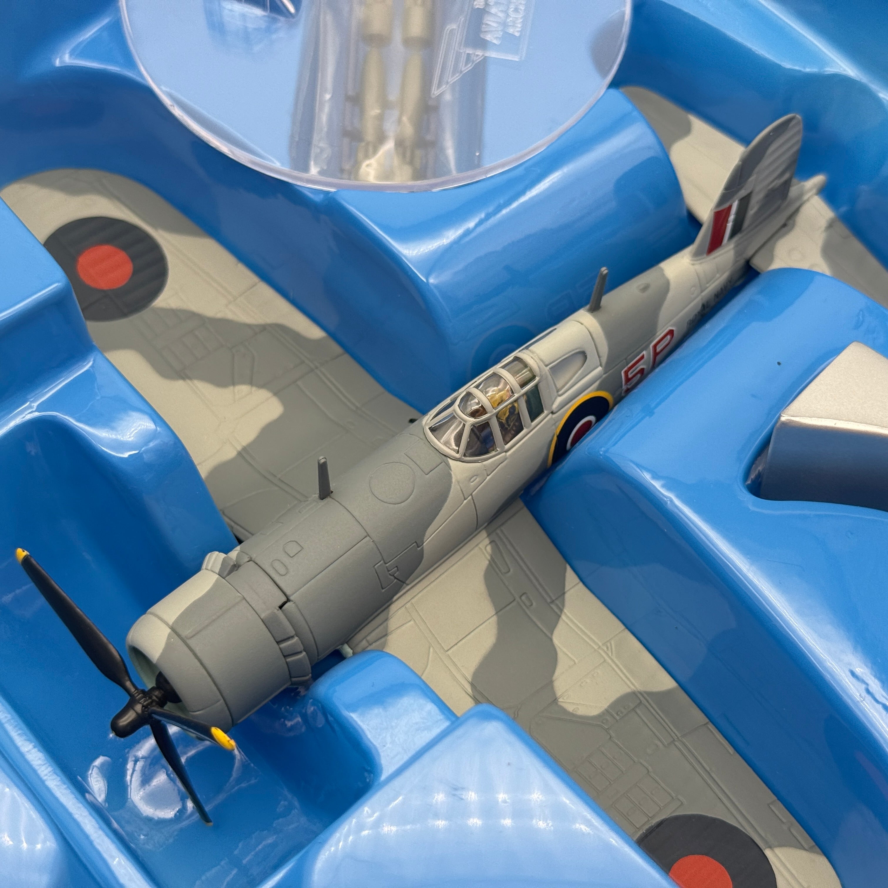 Corgi AA33003 1:72 Vought F4U Corsair RNFAA No.1835 NAS Brunswick 1943
