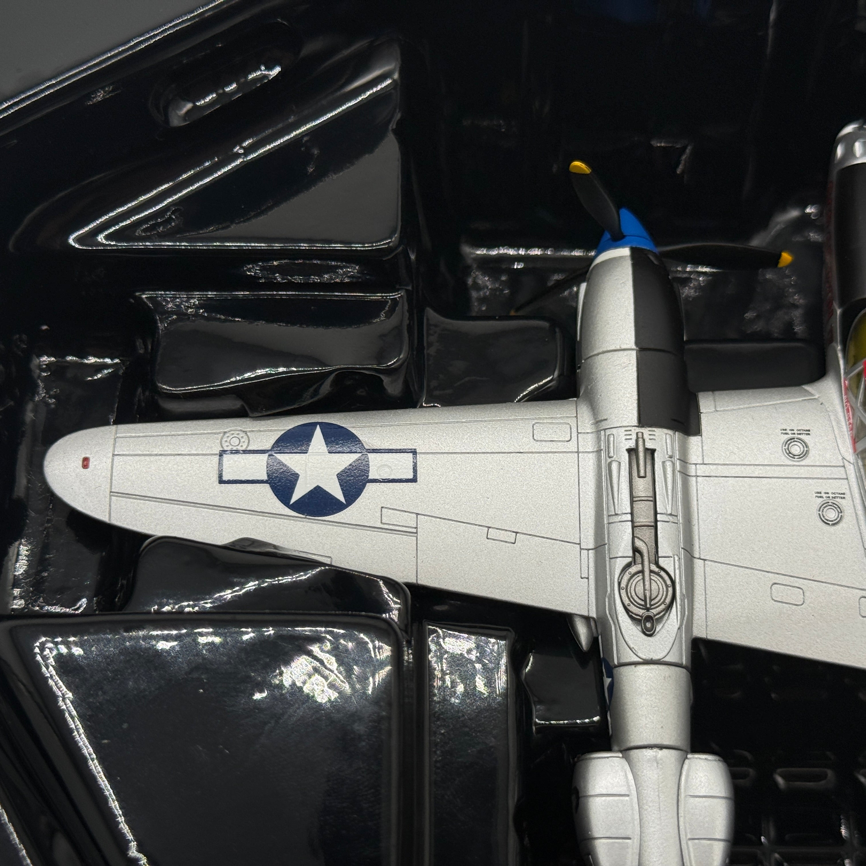 Corgi AA36613 1:72 Lockheed P-38J Lightning USAAF 367th FG Scrapiron IV 1944