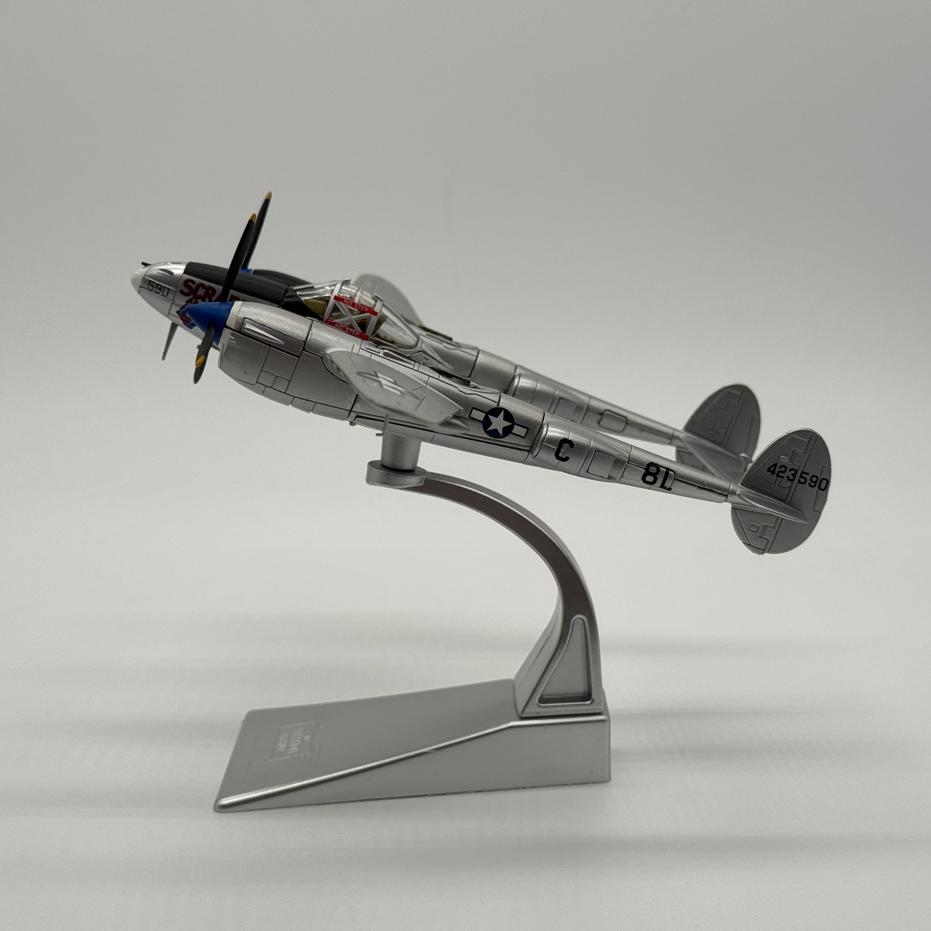 Corgi AA36613 1:72 Lockheed P-38J Lightning USAAF 367th FG Scrapiron IV 1944