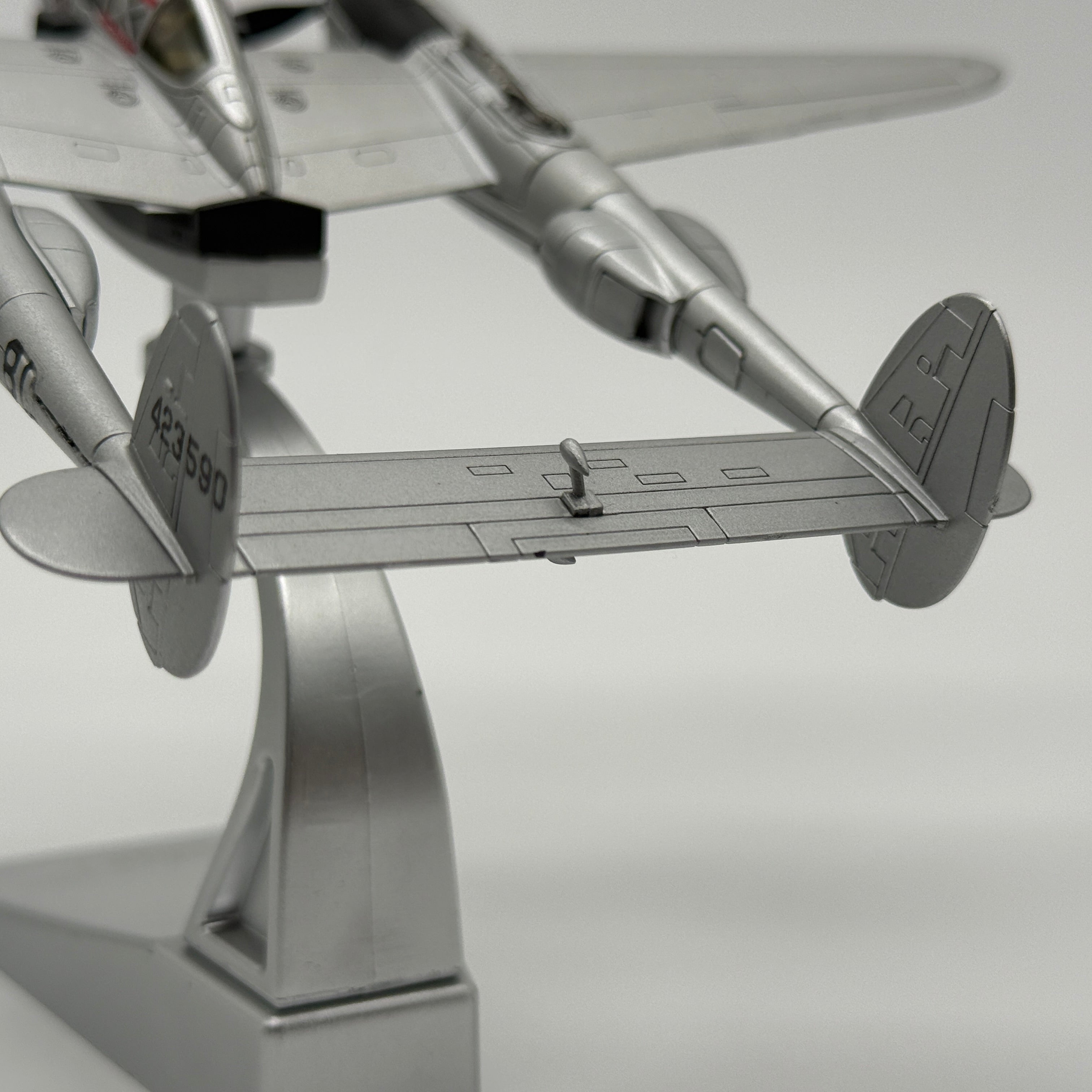 Corgi AA36613 1:72 Lockheed P-38J Lightning USAAF 367th FG Scrapiron IV 1944