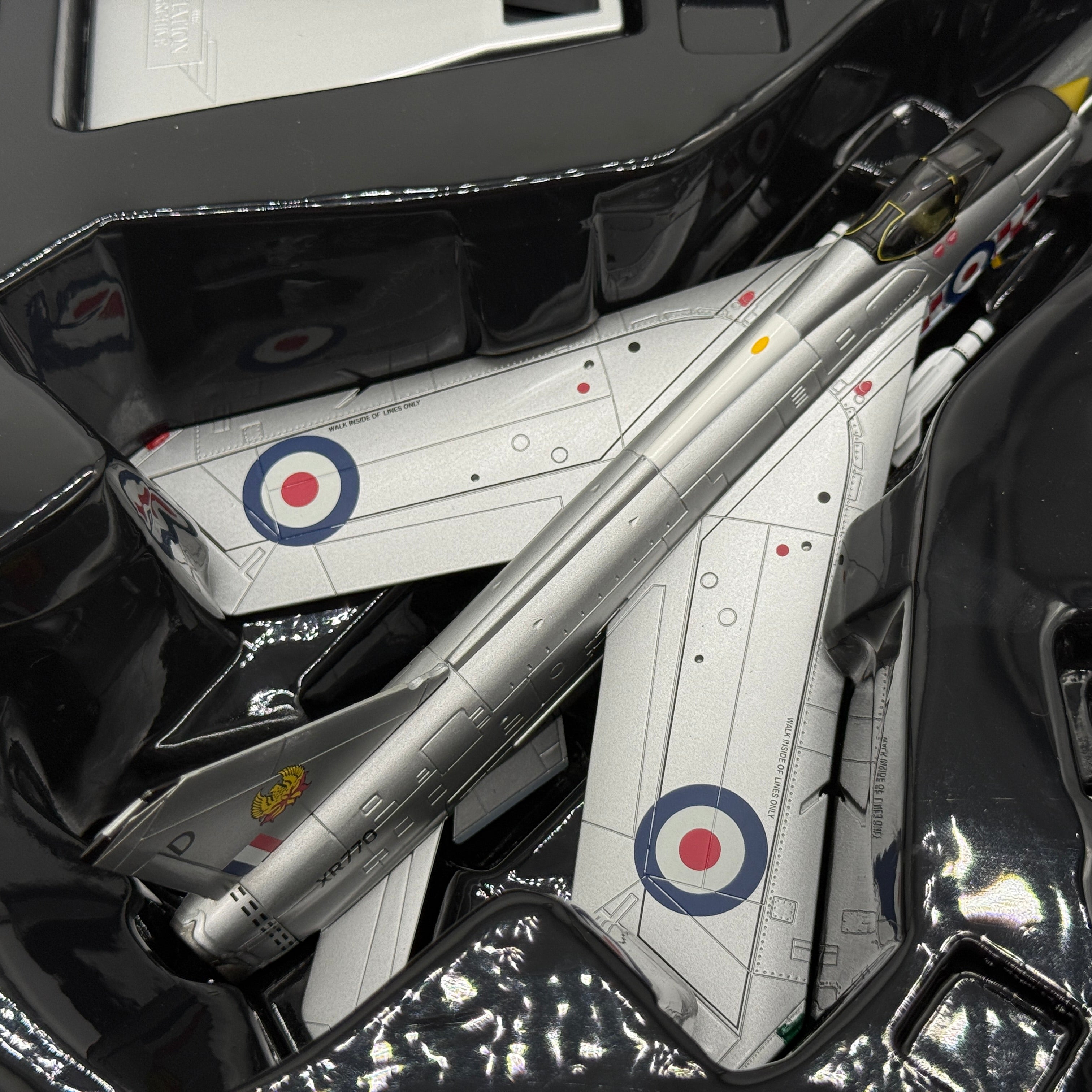 Corgi AA32315 1:72 English Electric Lightning F.Mk 6 RAF No.56 Sqn XP770 1975