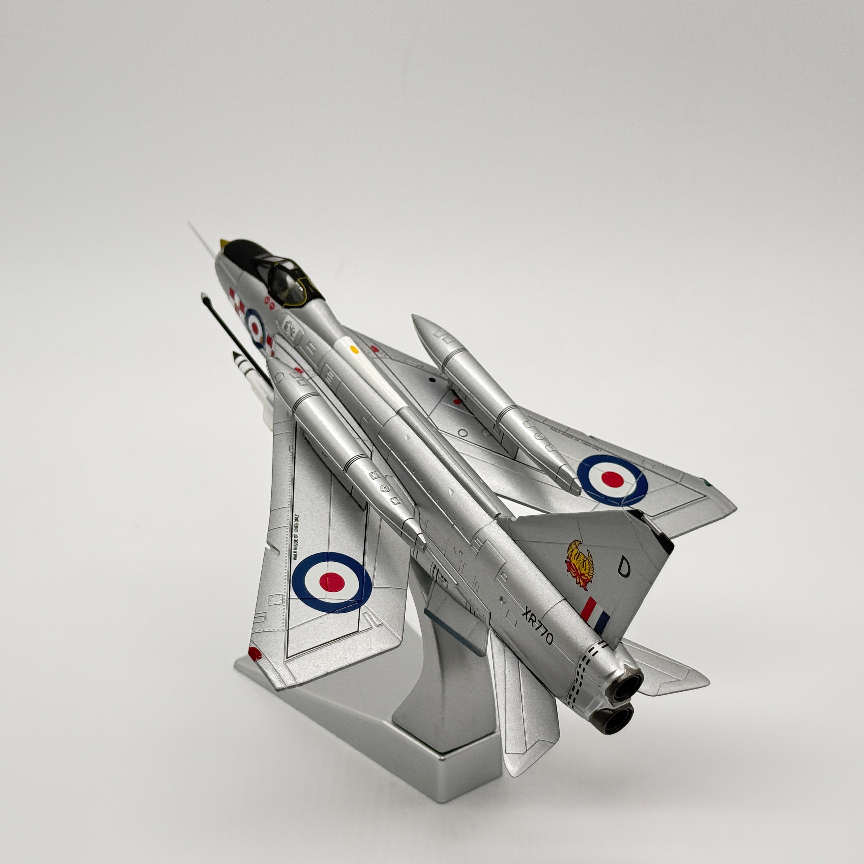 Corgi AA32315 1:72 English Electric Lightning F.Mk 6 RAF No.56 Sqn XP770 1975