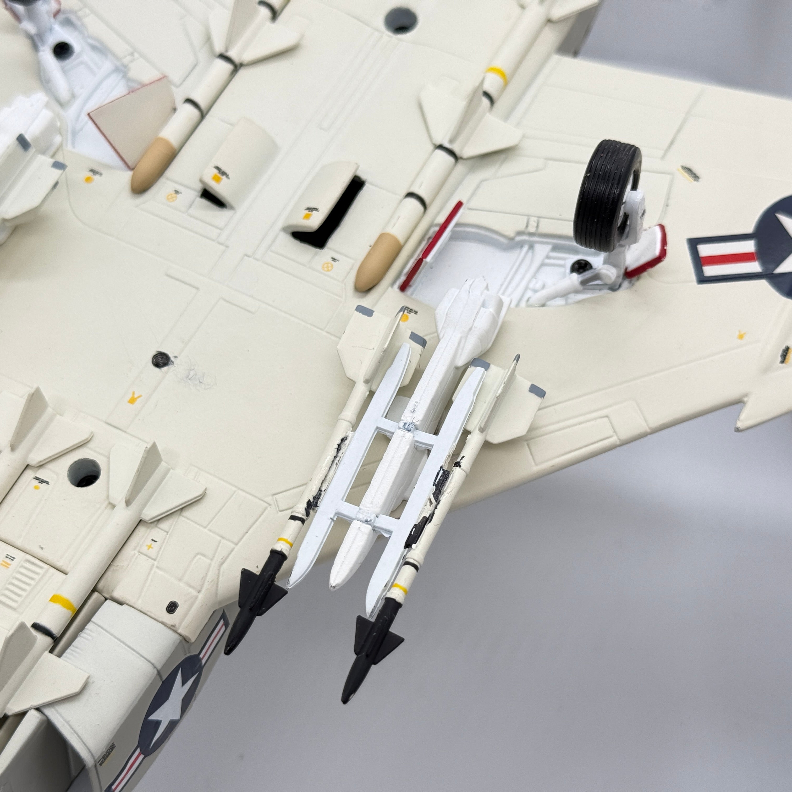 Franklin Mint B11B553 1:48 F-4 Phantom USN VF-96 Fighting Falcons *ISSUES*