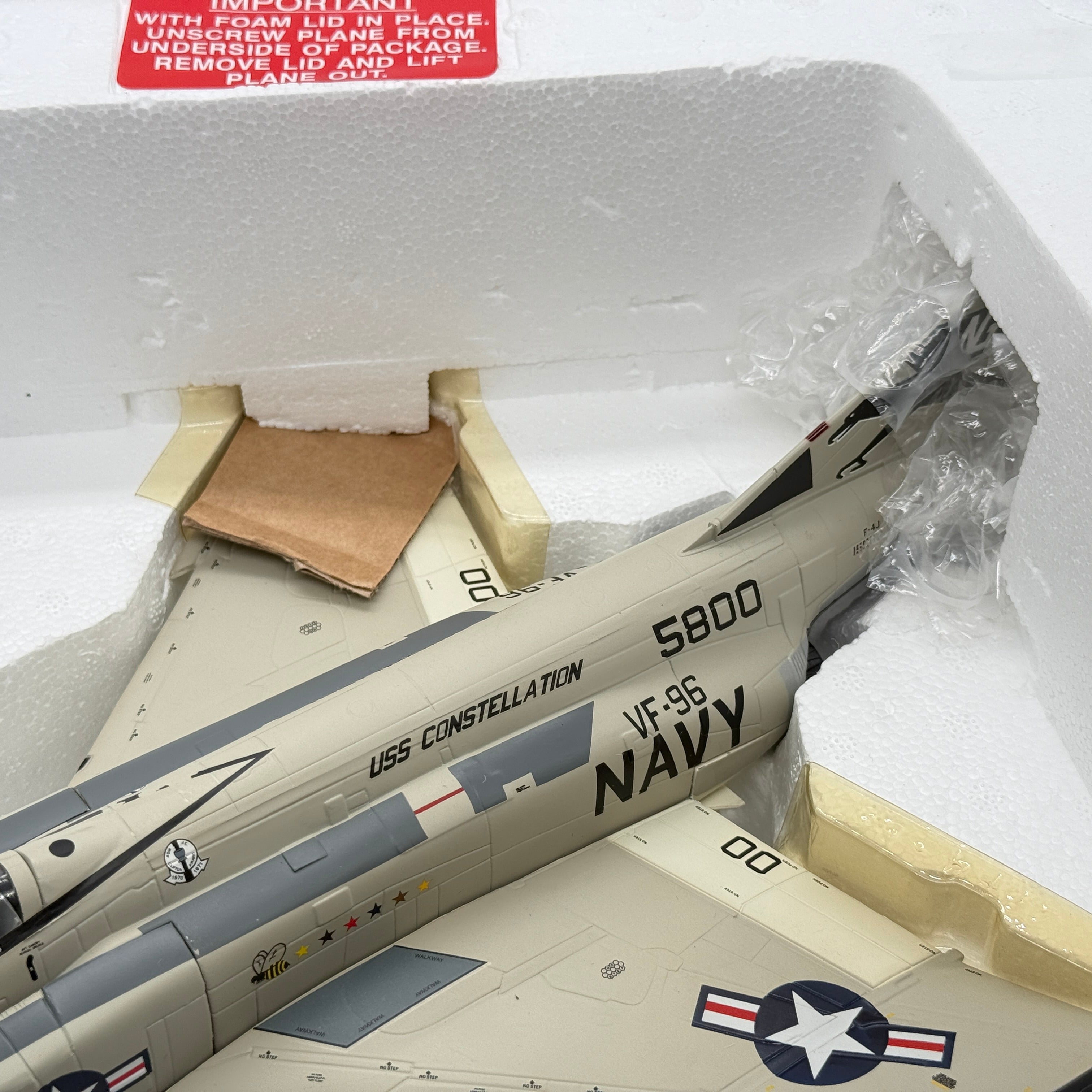 Franklin Mint B11B553 1:48 F-4 Phantom USN VF-96 Fighting Falcons *ISSUES*