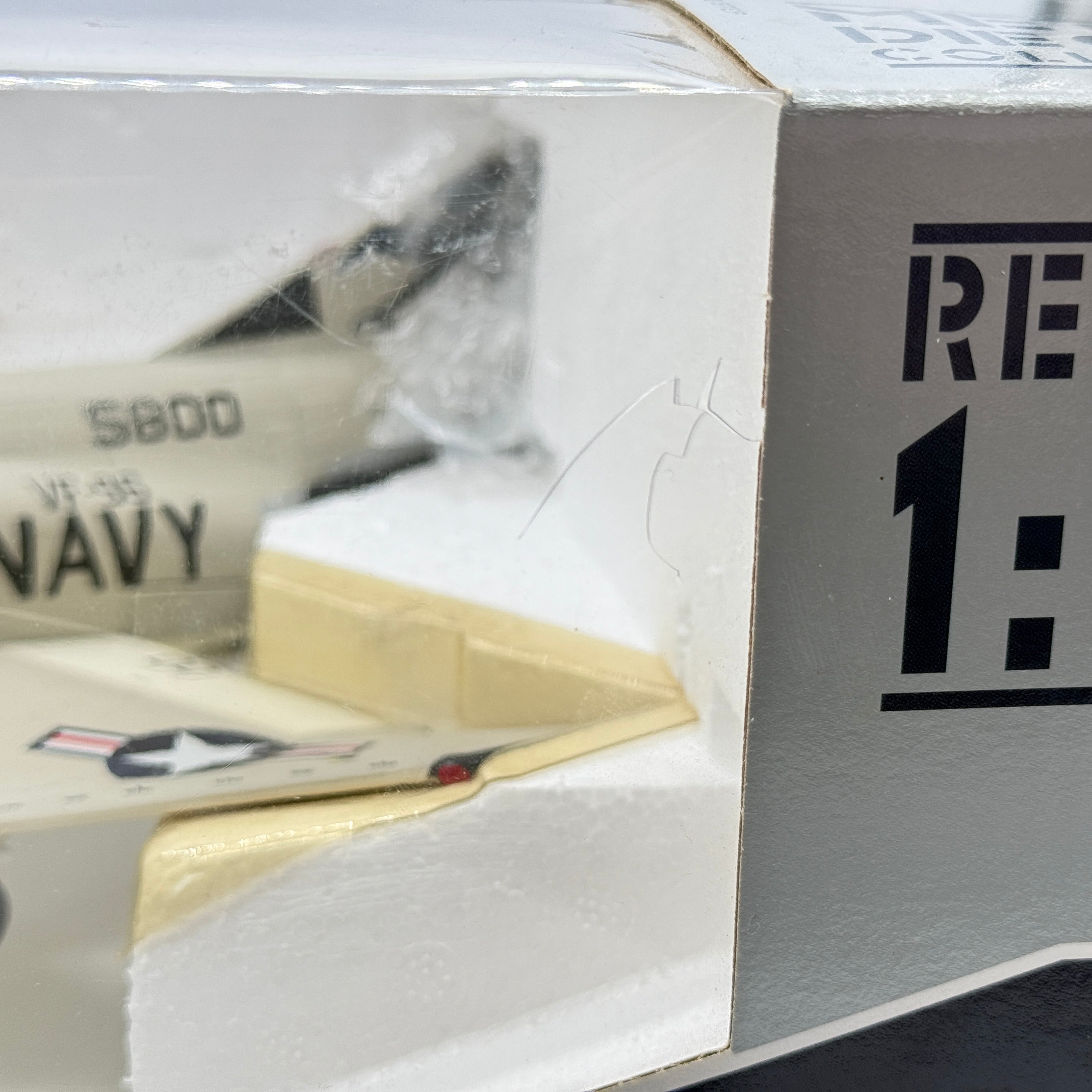 Franklin Mint B11B553 1:48 F-4 Phantom USN VF-96 Fighting Falcons *ISSUES*