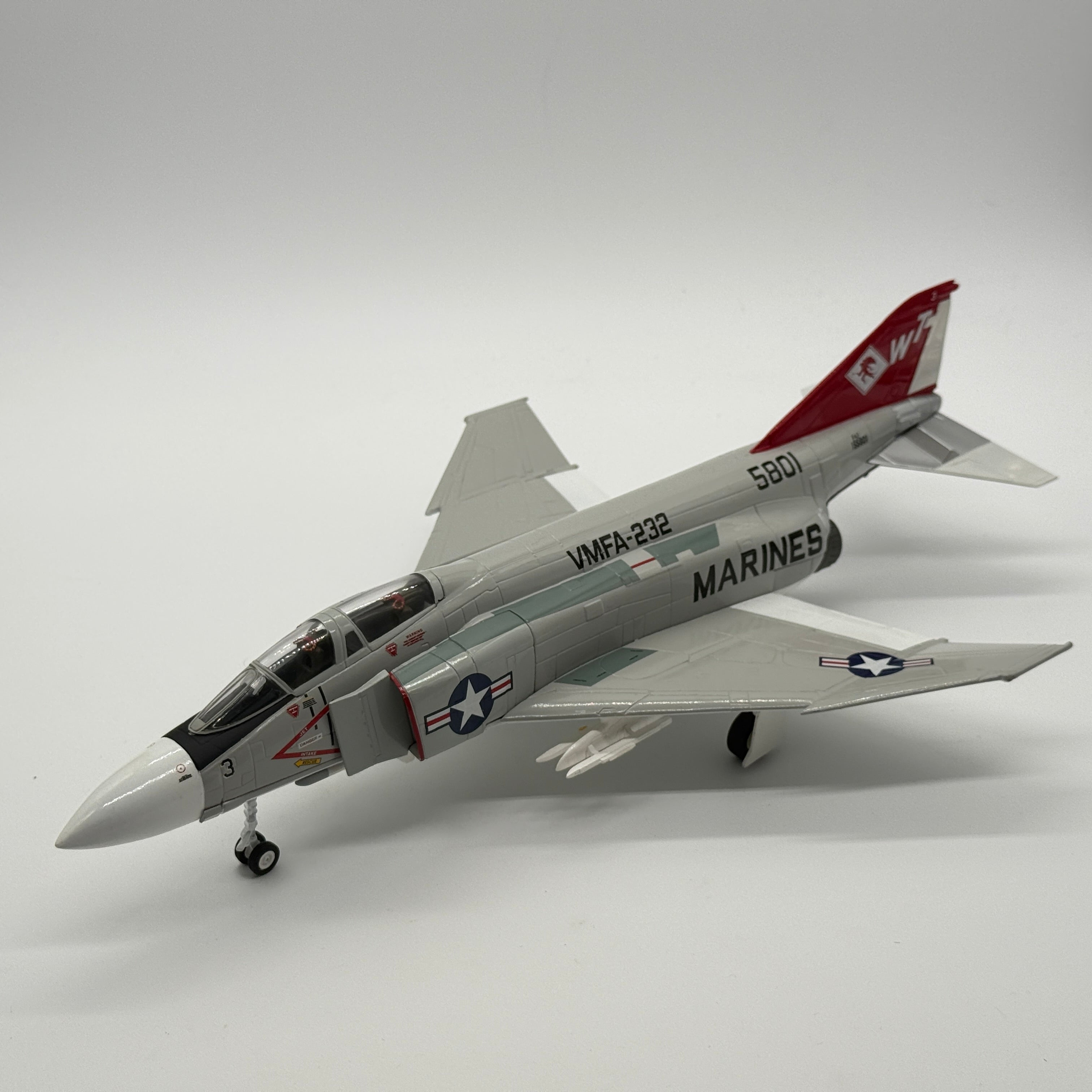 Franklin Mint Armour 98003 1:48 F-4J Phantom II USMC VMFA-232 Red Devils *ISSUES*