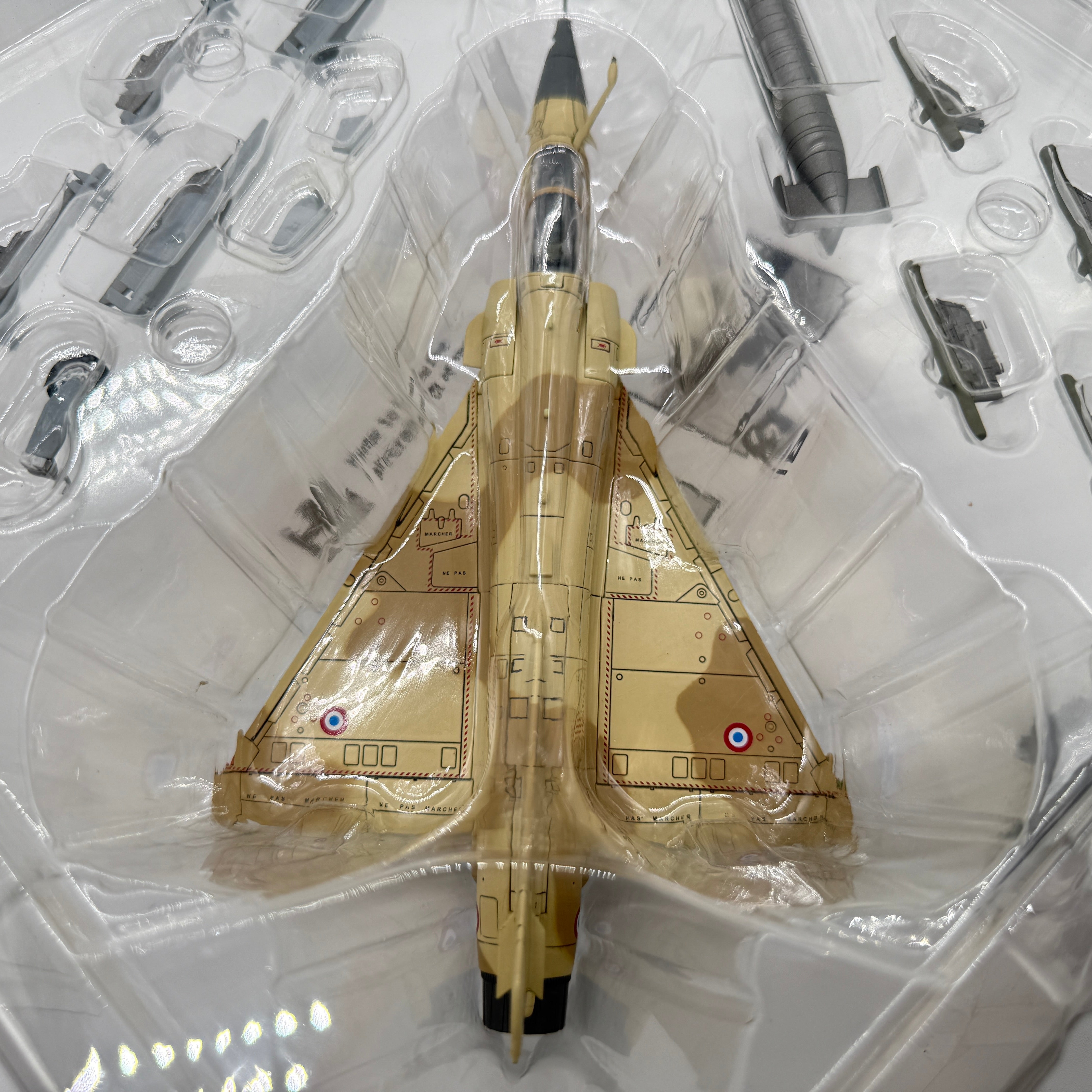Hobby Master HA1602 1:72 Dassault Mirage 2000C Armee de l'Air EC 2/5 1991