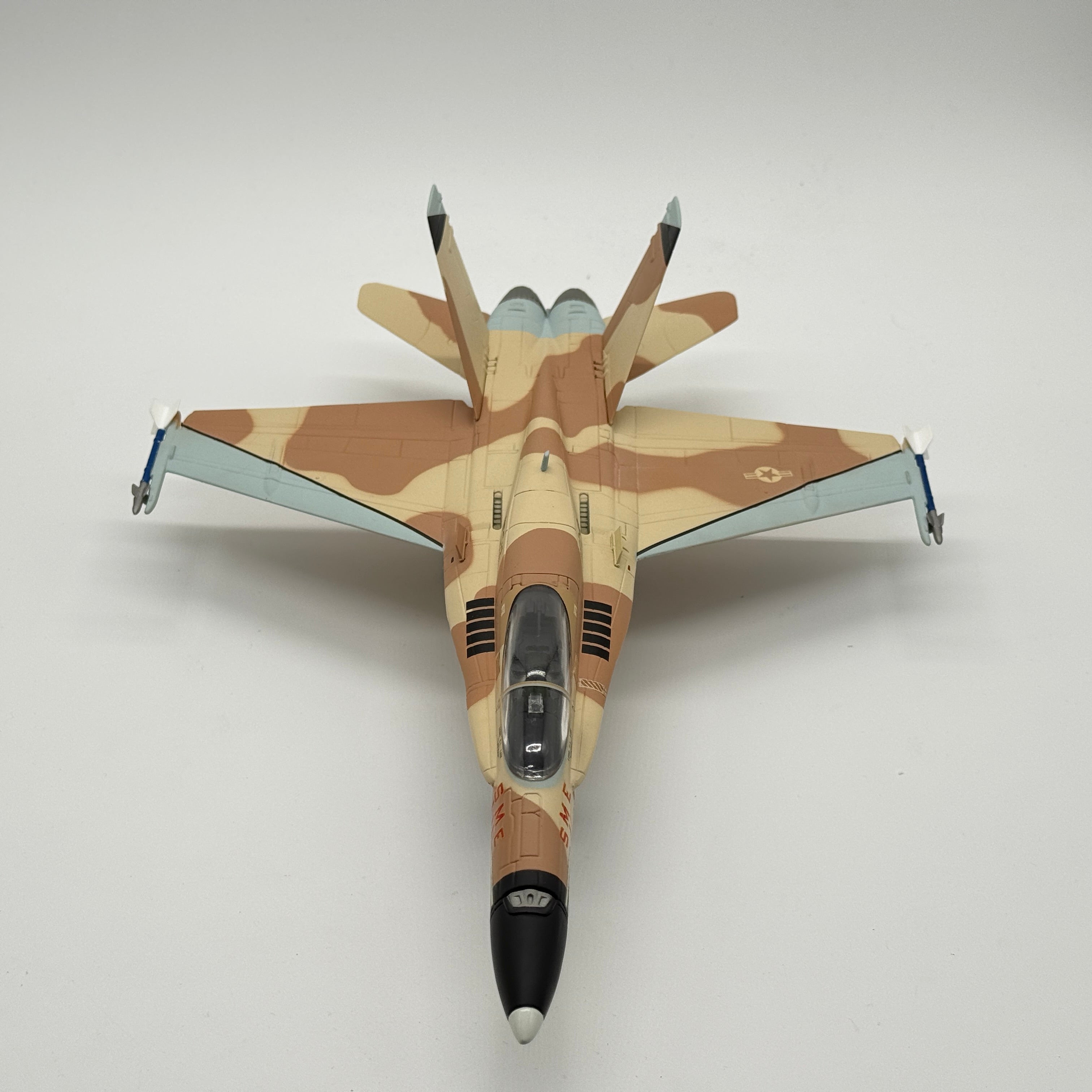 Franklin Mint Armour 98105 1:48 F/A-18 Hornet US Navy Top Gun Aggressor