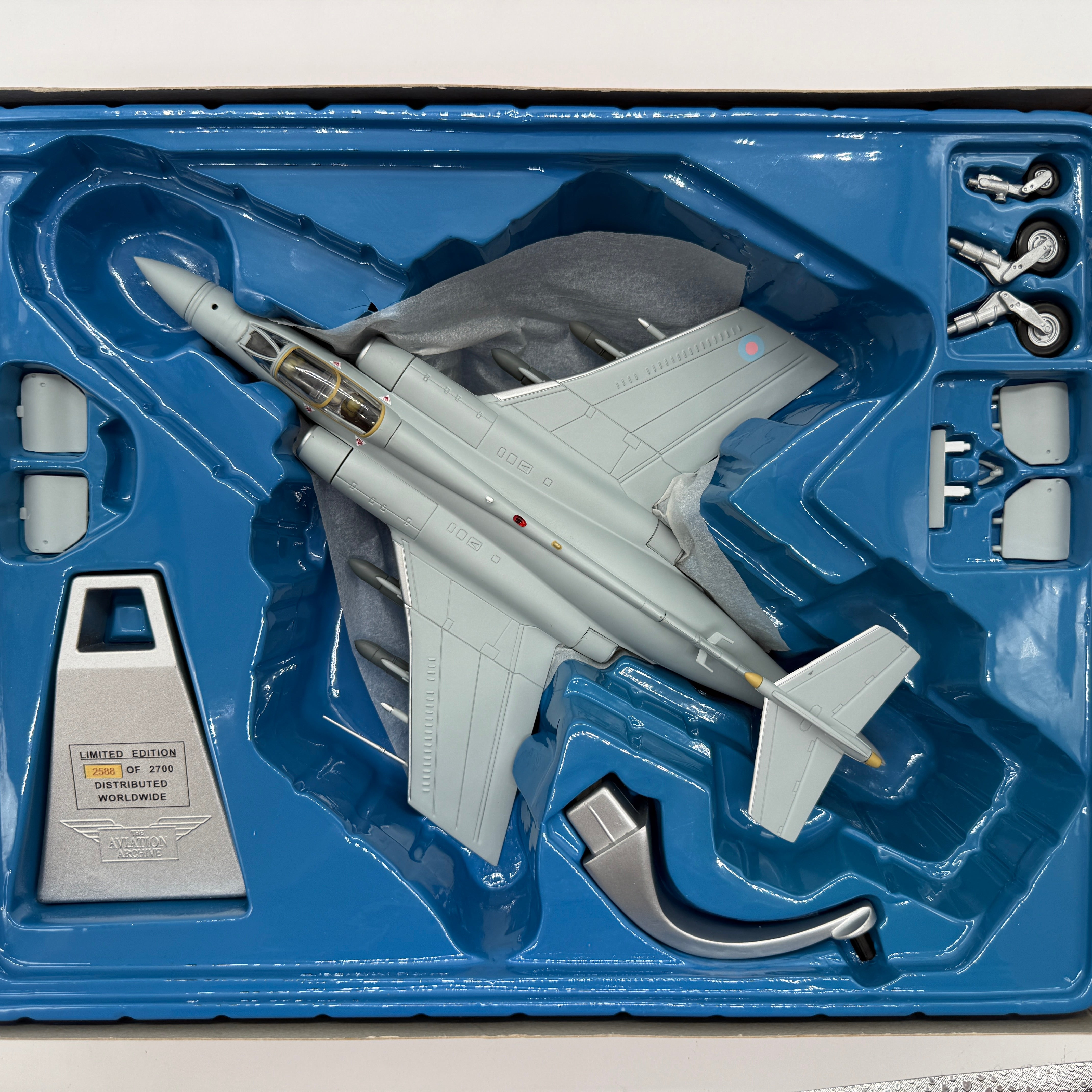 Corgi AA34105 1:72 Blackburn Buccaneer S.Mk 2B RAF No.208 Sqn XX895 RAF Lossiemouth 1993