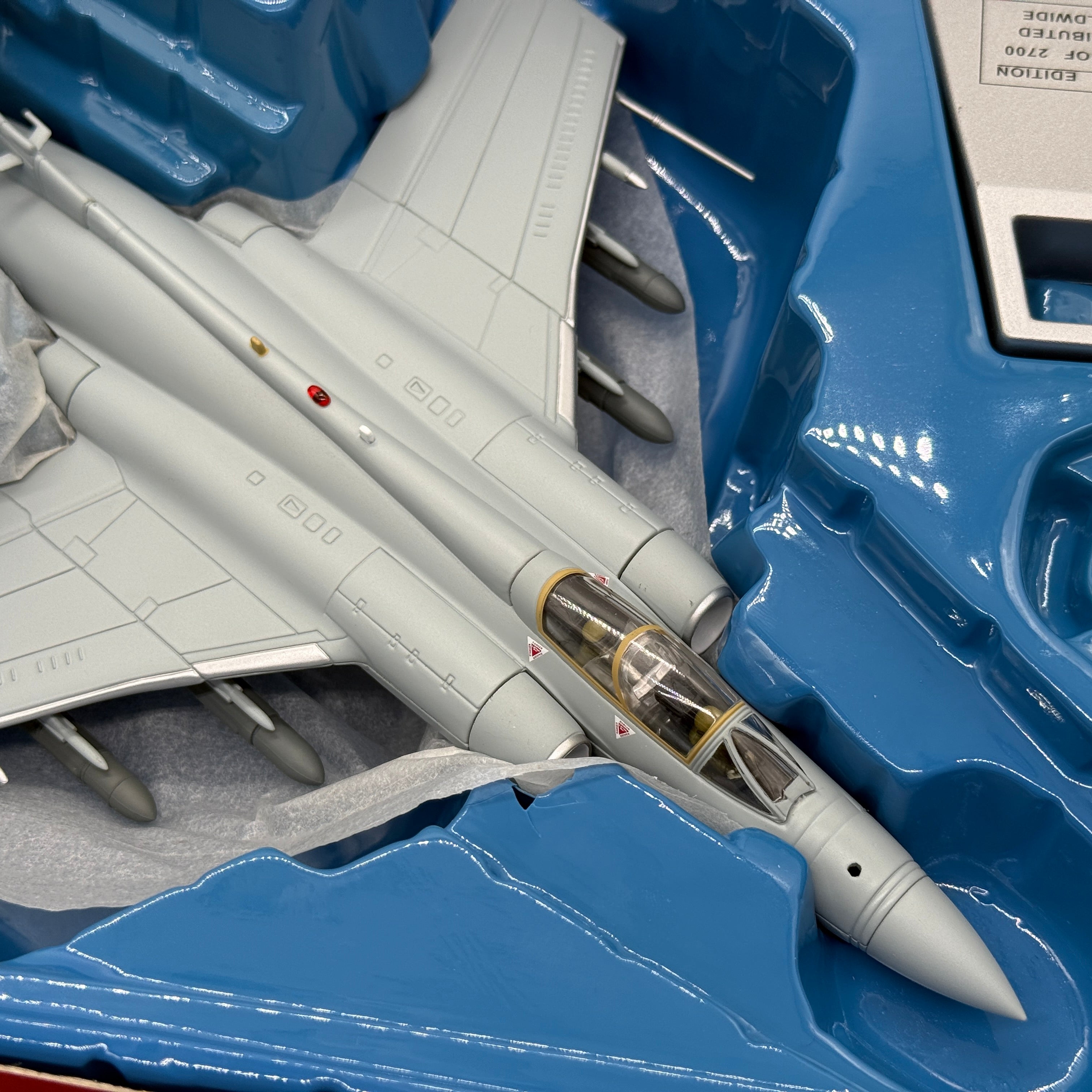 Corgi AA34105 1:72 Blackburn Buccaneer S.Mk 2B RAF No.208 Sqn XX895 RAF Lossiemouth 1993