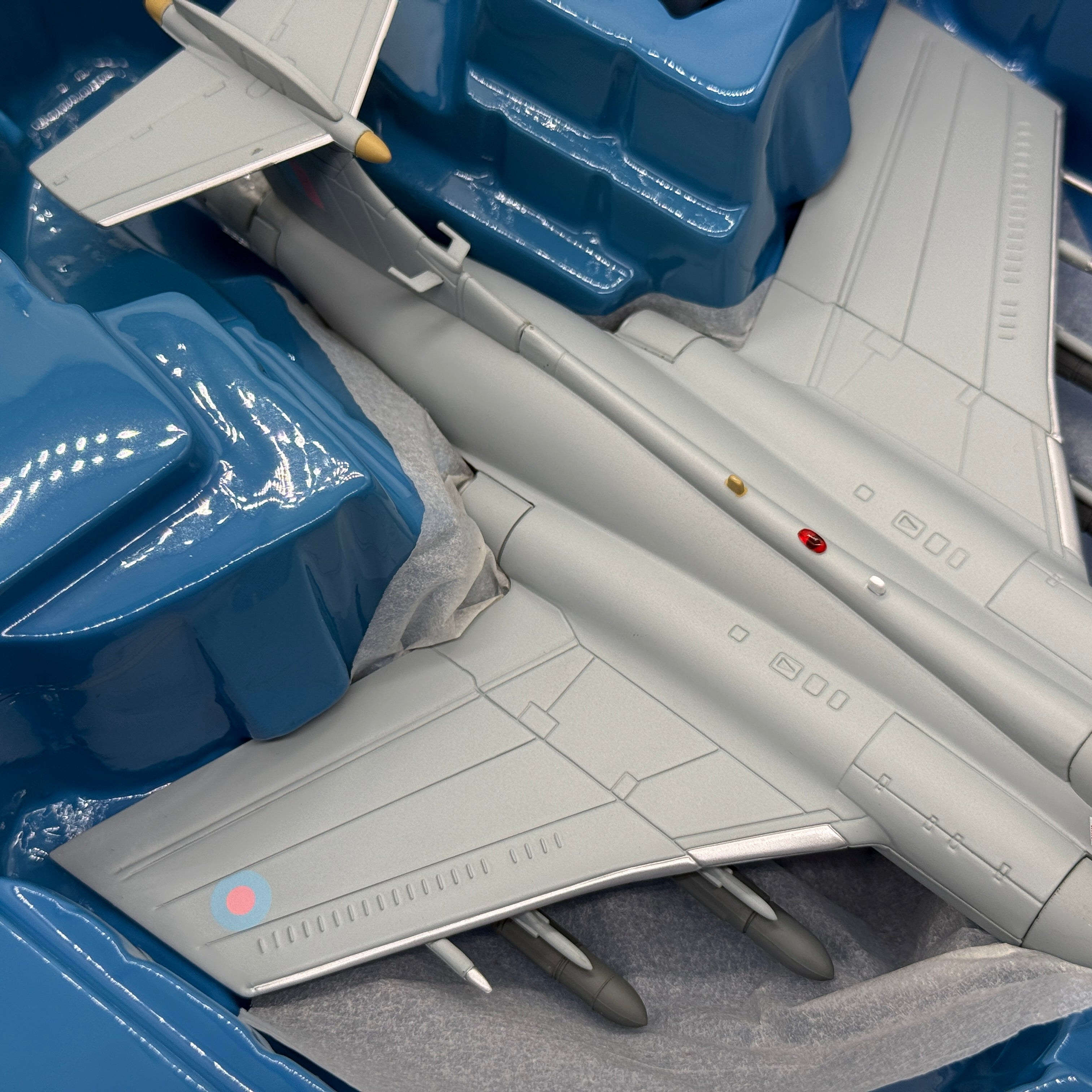 Corgi AA34105 1:72 Blackburn Buccaneer S.Mk 2B RAF No.208 Sqn XX895 RAF Lossiemouth 1993
