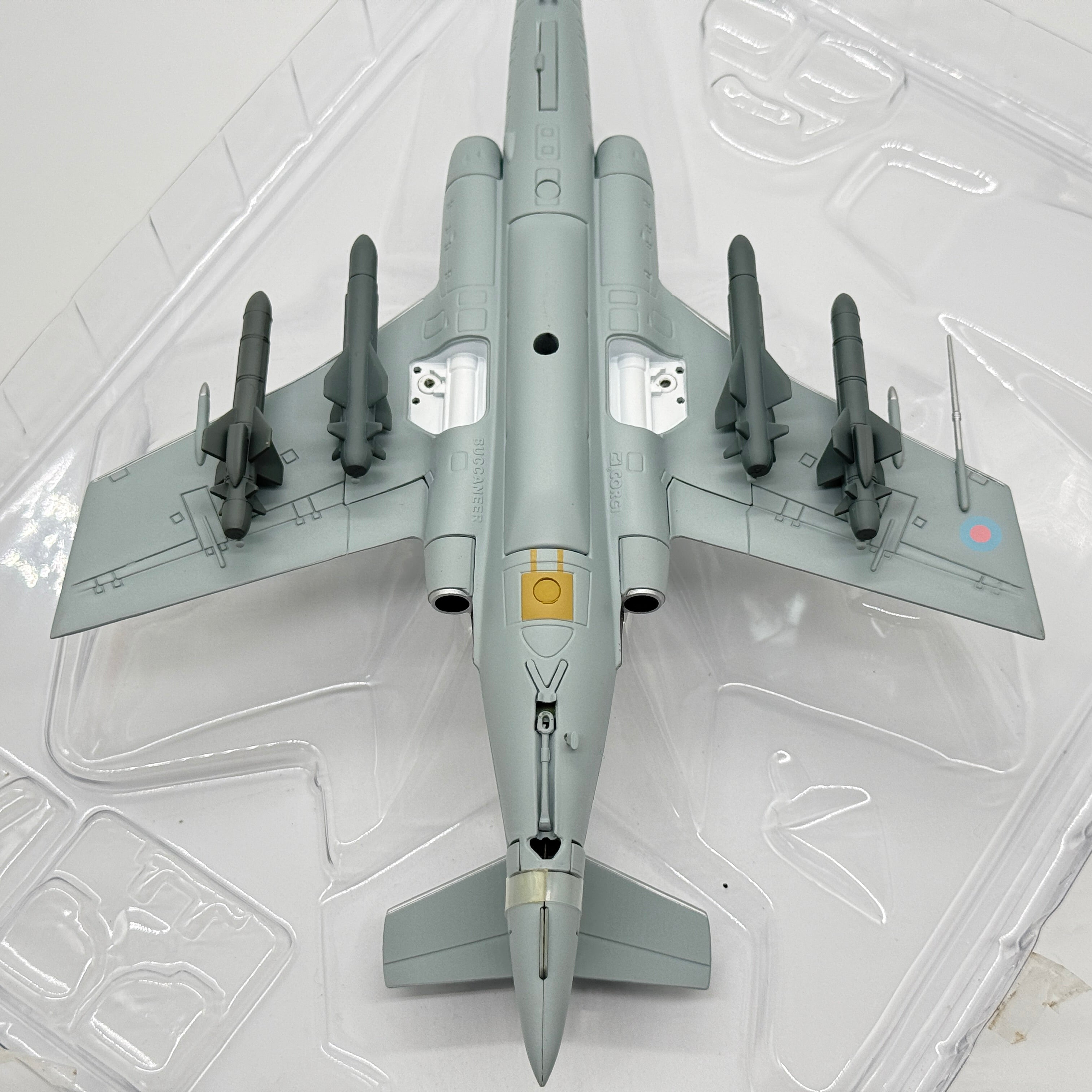Corgi AA34105 1:72 Blackburn Buccaneer S.Mk 2B RAF No.208 Sqn XX895 RAF Lossiemouth 1993