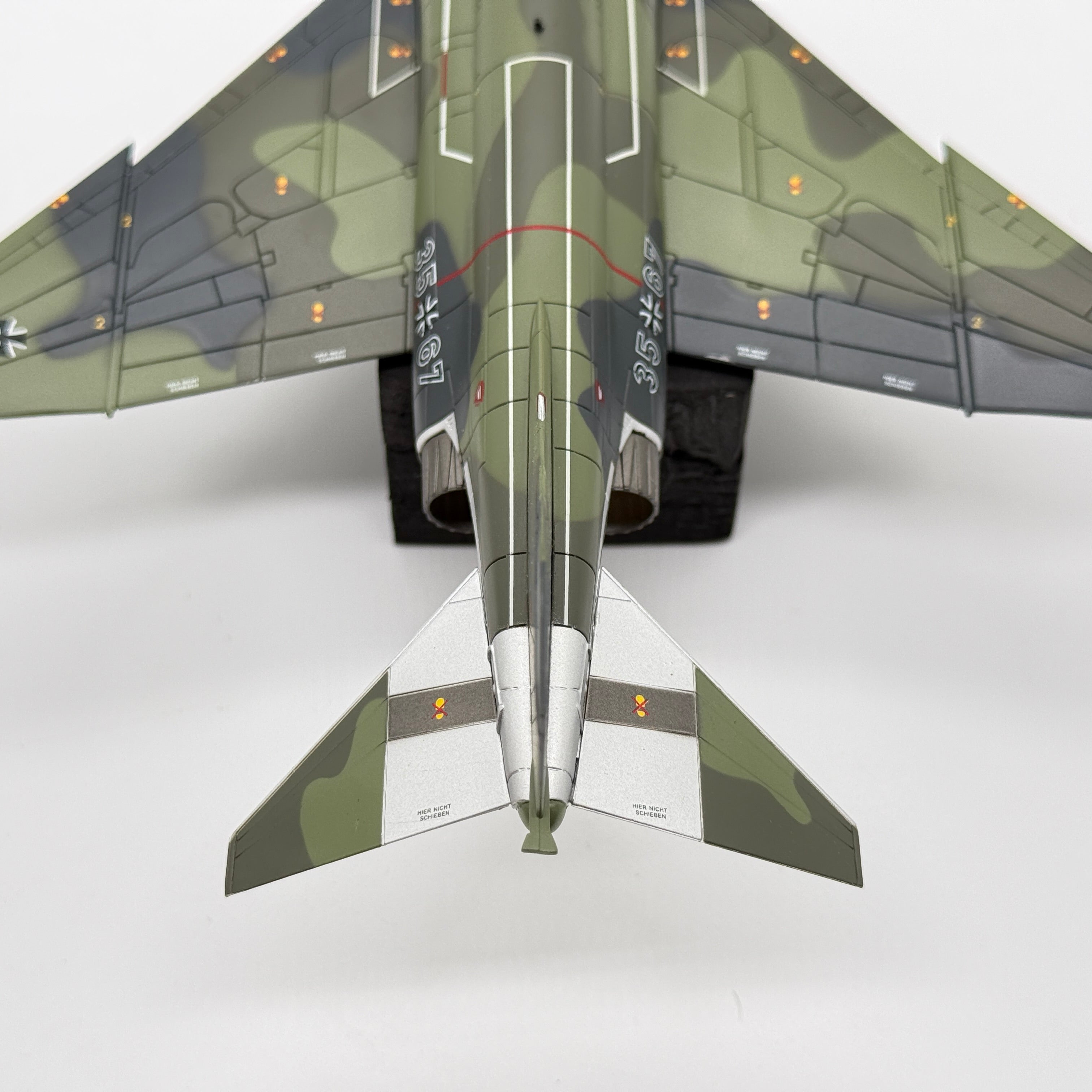 Hobby Master HA19050 1:72 McDonnell Douglas RF-4E Phantom II Luftwaffe AufklG 52 35+67 Leck AB Germany 1992