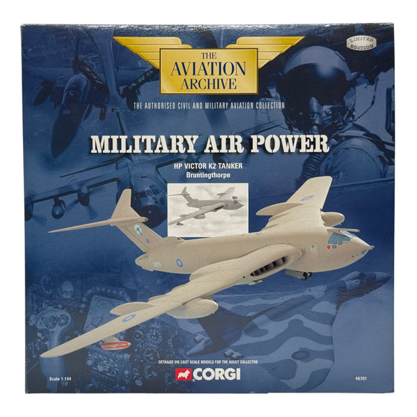 Corgi 48701 1:144 Handley Page Victor K.2 RAF No.55 Sqn XM715 Teasin' Tina Bahrain 1991