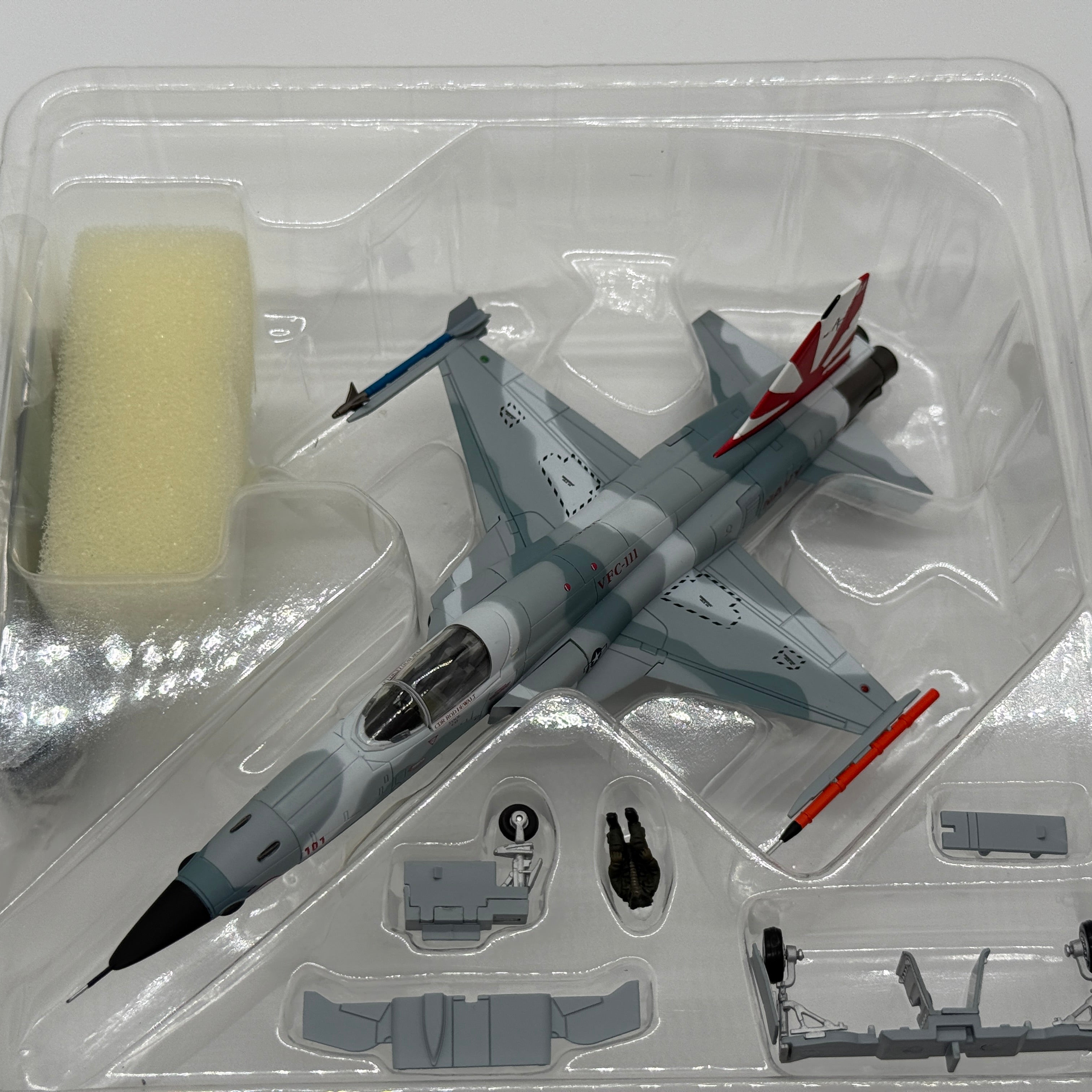 Hobby Master HA3301 1:72 Northrop F-5N Tiger II US Navy VFC-111 Sundowners NAS Key West