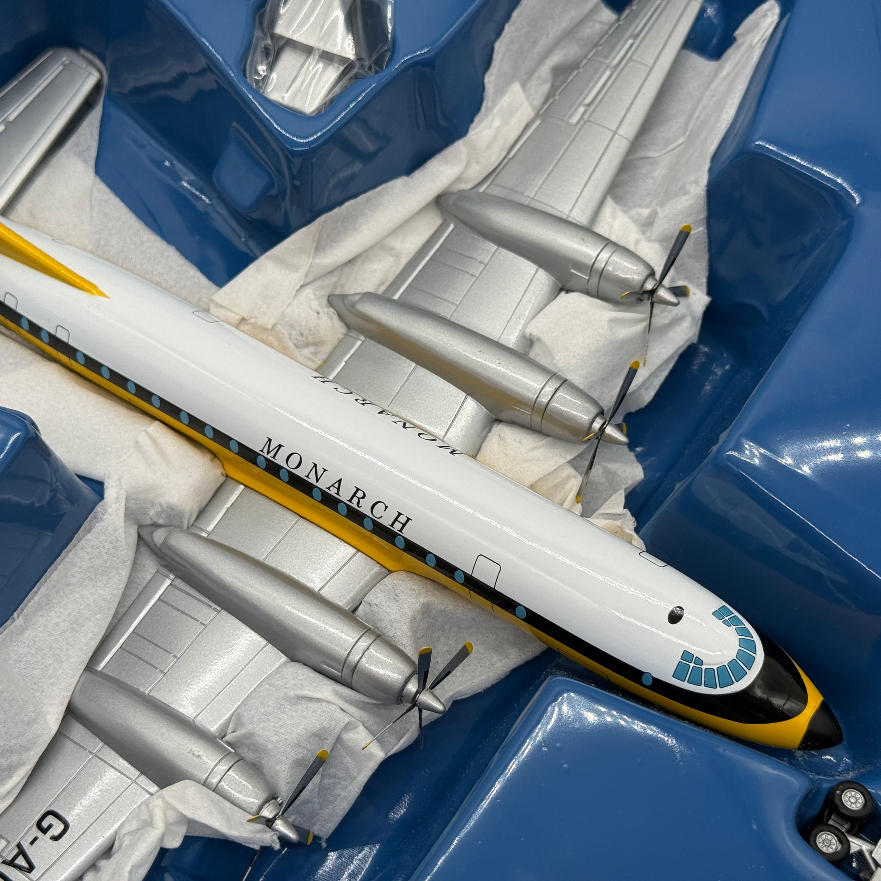 Corgi 48603 1:144 Bristol Britannia 312 Monarch Airlines G-AOVH