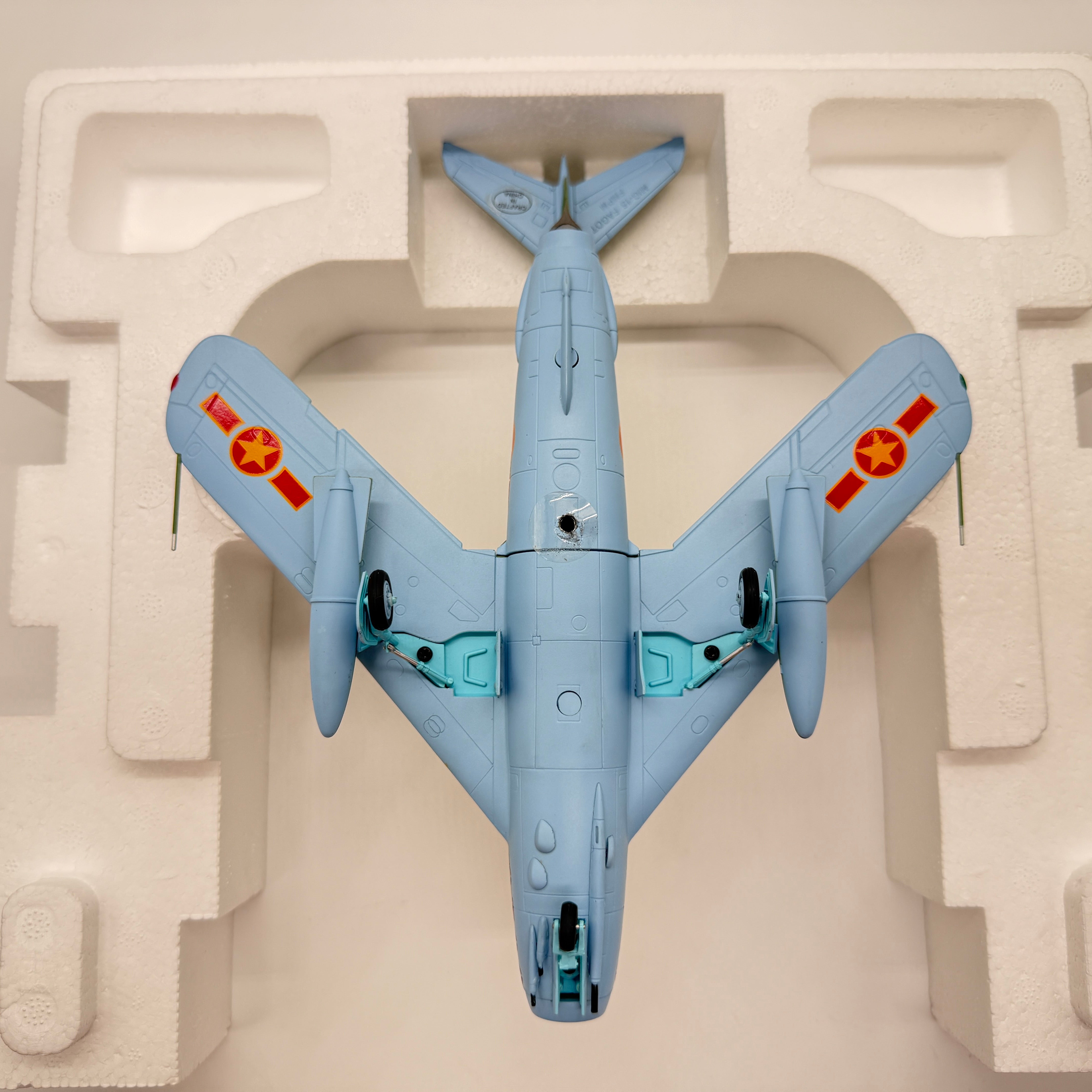 Franklin Mint B11E201 1:48 MiG-17F 3020 North Vietnamese Air Force Colonel Tomb Vietnam War