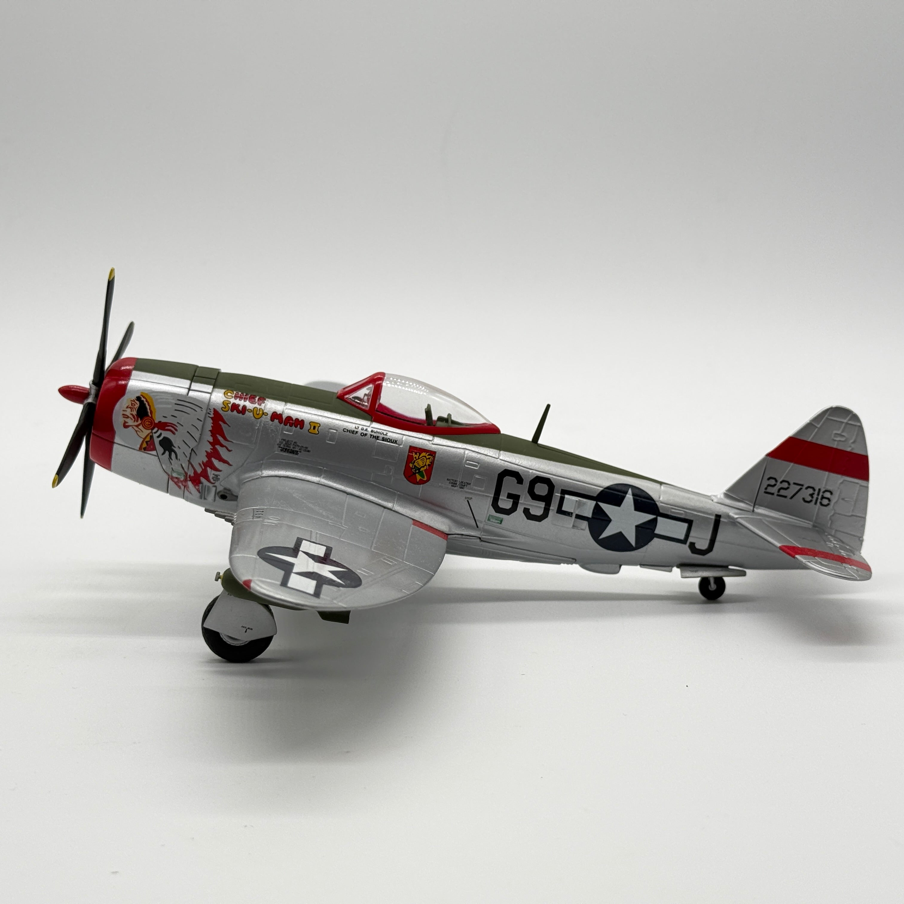 Franklin Mint 98144 1:48 Republic P-47D Thunderbolt Chief Ski-U-Mah II Lt Duane Buholz 509th FS 405th FG WWII