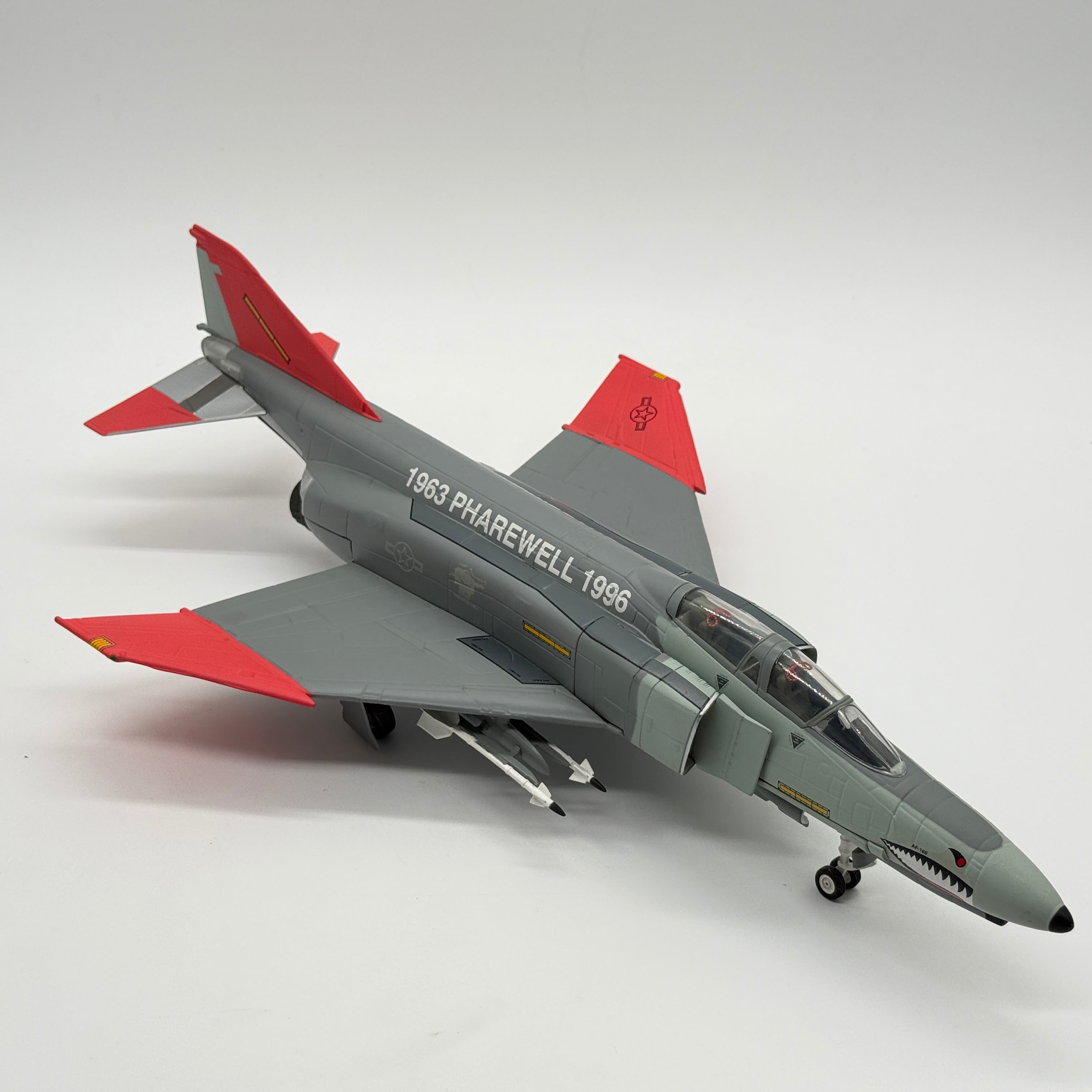 Franklin Mint 98094 1:48 McDonnell Douglas F-4 Phantom II USAF Phantom Pharewell 1963-1996