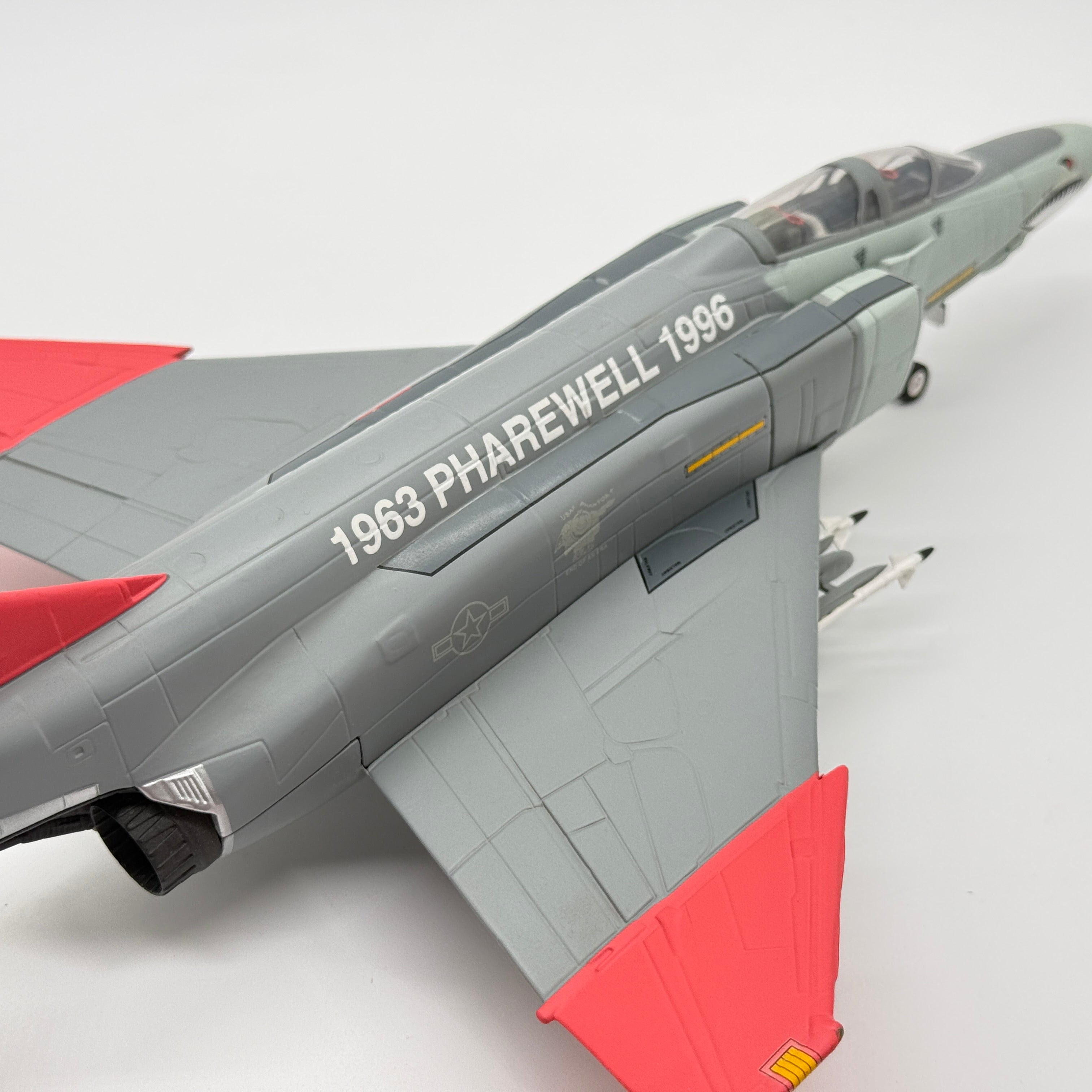 Franklin Mint 98094 1:48 McDonnell Douglas F-4 Phantom II USAF Phantom Pharewell 1963-1996