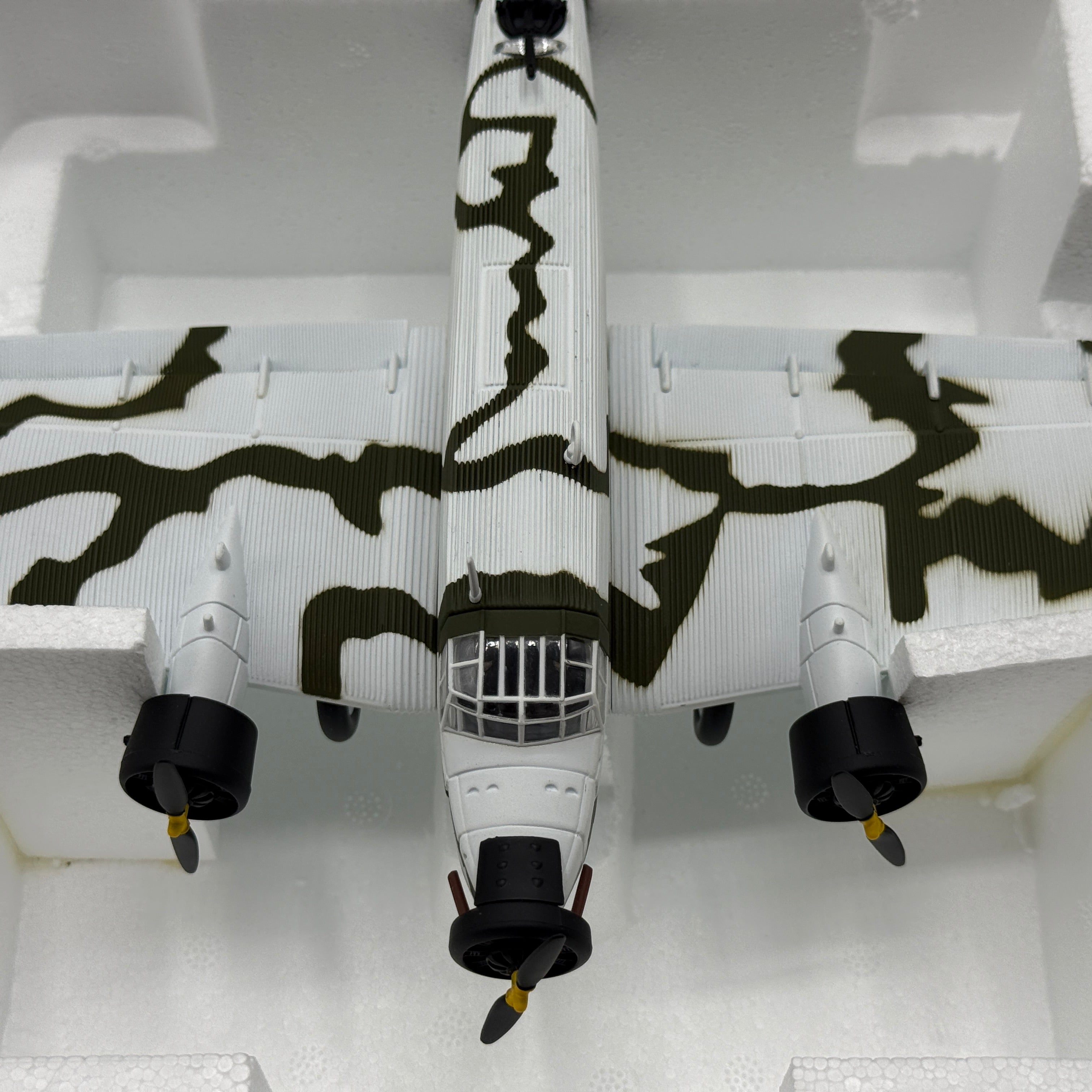 Corgi AA36904 1:72 Junkers Ju 52/3m RJ+NP C-Schulen Thorn Eastern Front December 1941